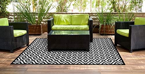 Lightweight Outdoor Reversible Plastic Nirvana Rug (9 X 12, Black/White) | Amazon (US)