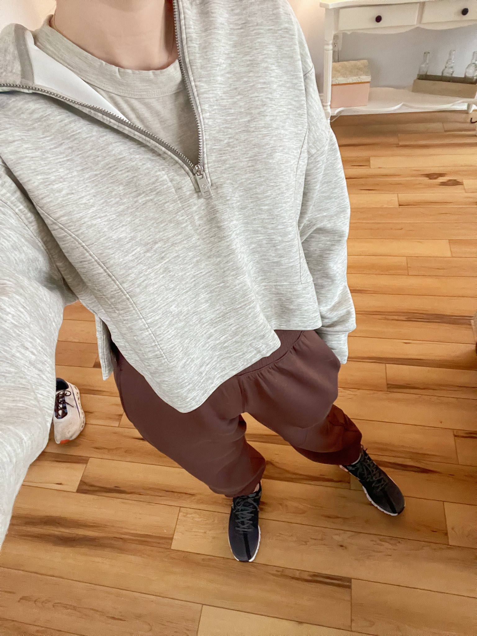 OOTD

abercrombie, abercrombie sale, abercrombie fitness, YPB sale, workwear, athleisure, on clouds, pull over zip, sweatshirt, sweatpants, joggers

#LTKstyletip #LTKworkwear #LTKfitness