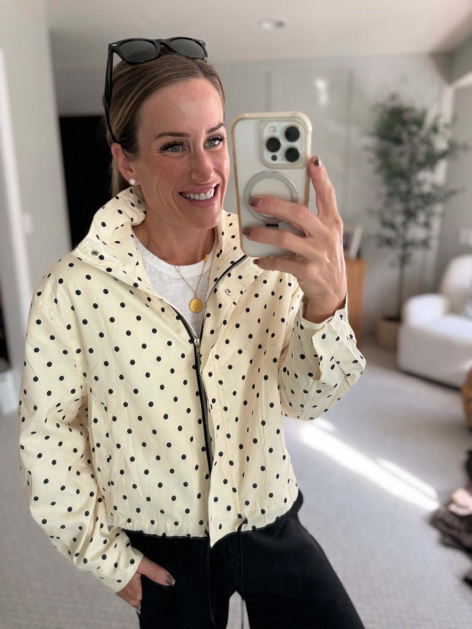 Lowering jacket for fall from Amazon 
Polkadot Amazon jacket

#LTKootd #LTKmomlife #LTKgrwm