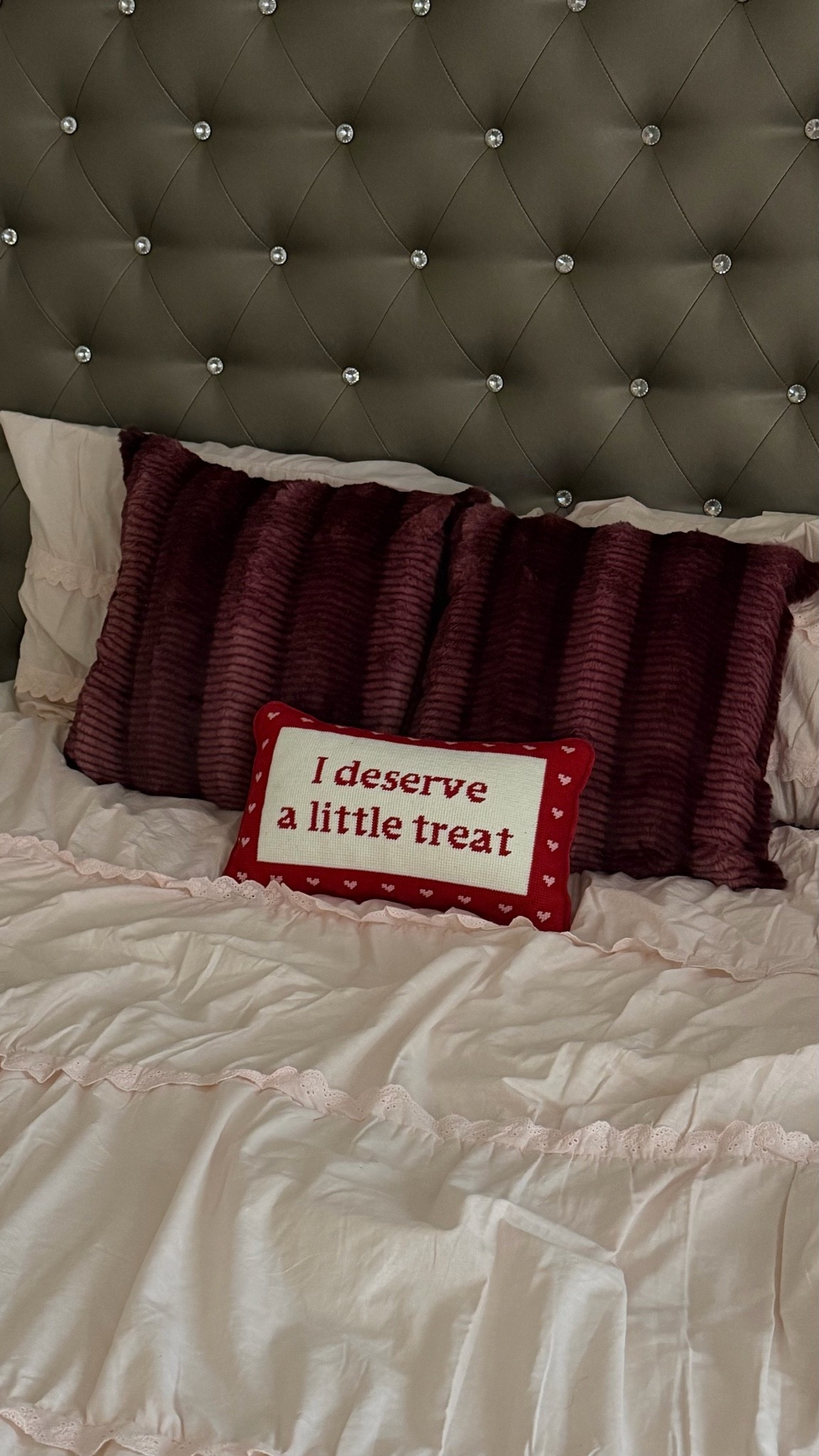 chic bedding for girlies

#LTKmorningroutine #LTKSeasonal #LTKHome