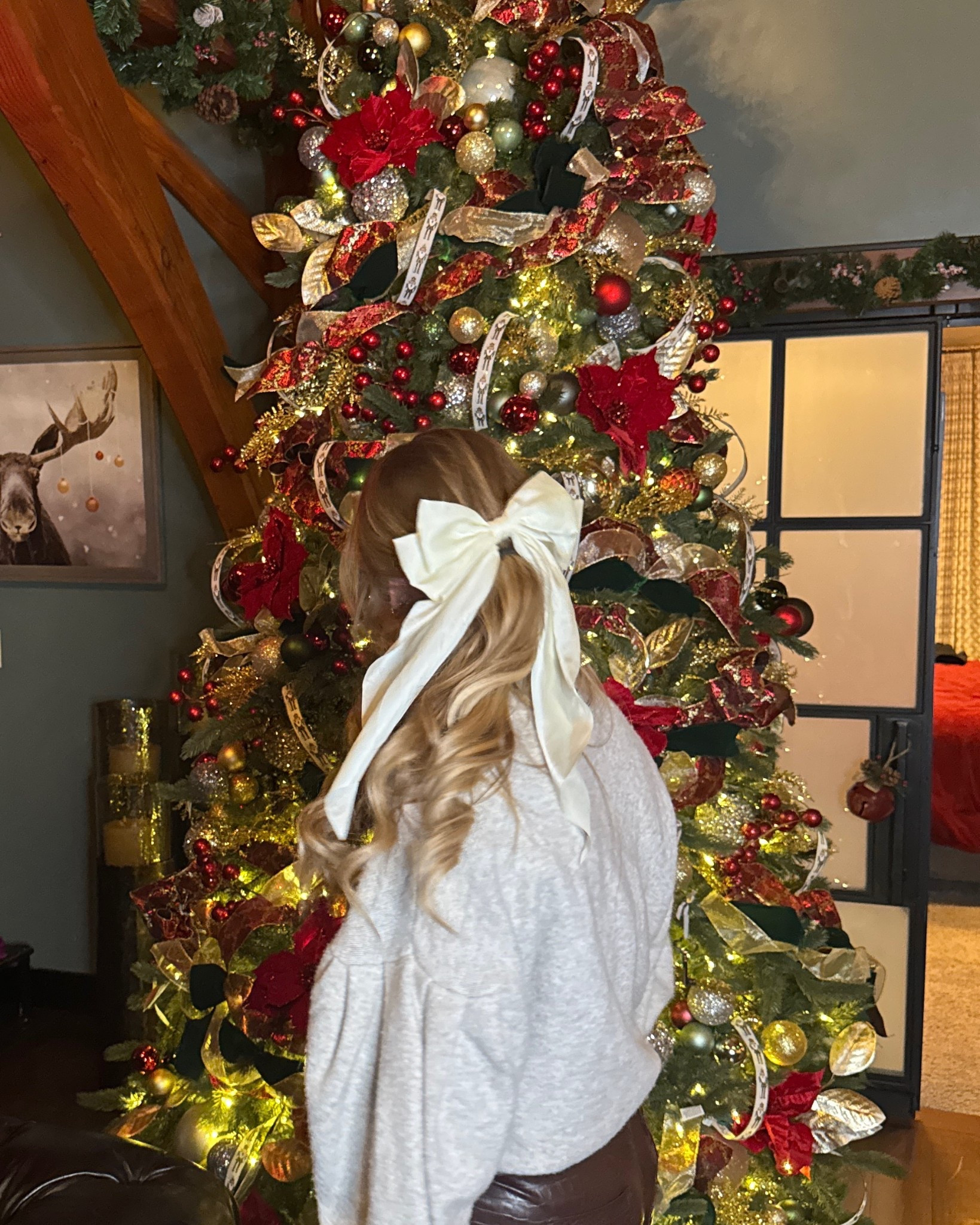 A bow adds instant festive elegance 

#LTKHoliday #LTKSeasonal #LTKootd