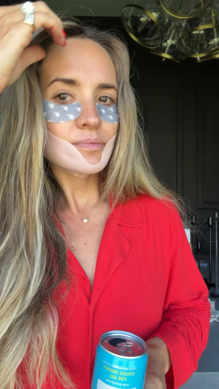 My morning routine!! Love these eye patches and neck masks! 

morning routine, self care routine, daily wellness habits

#LTKBeauty #LTKmomlife #LTKootd