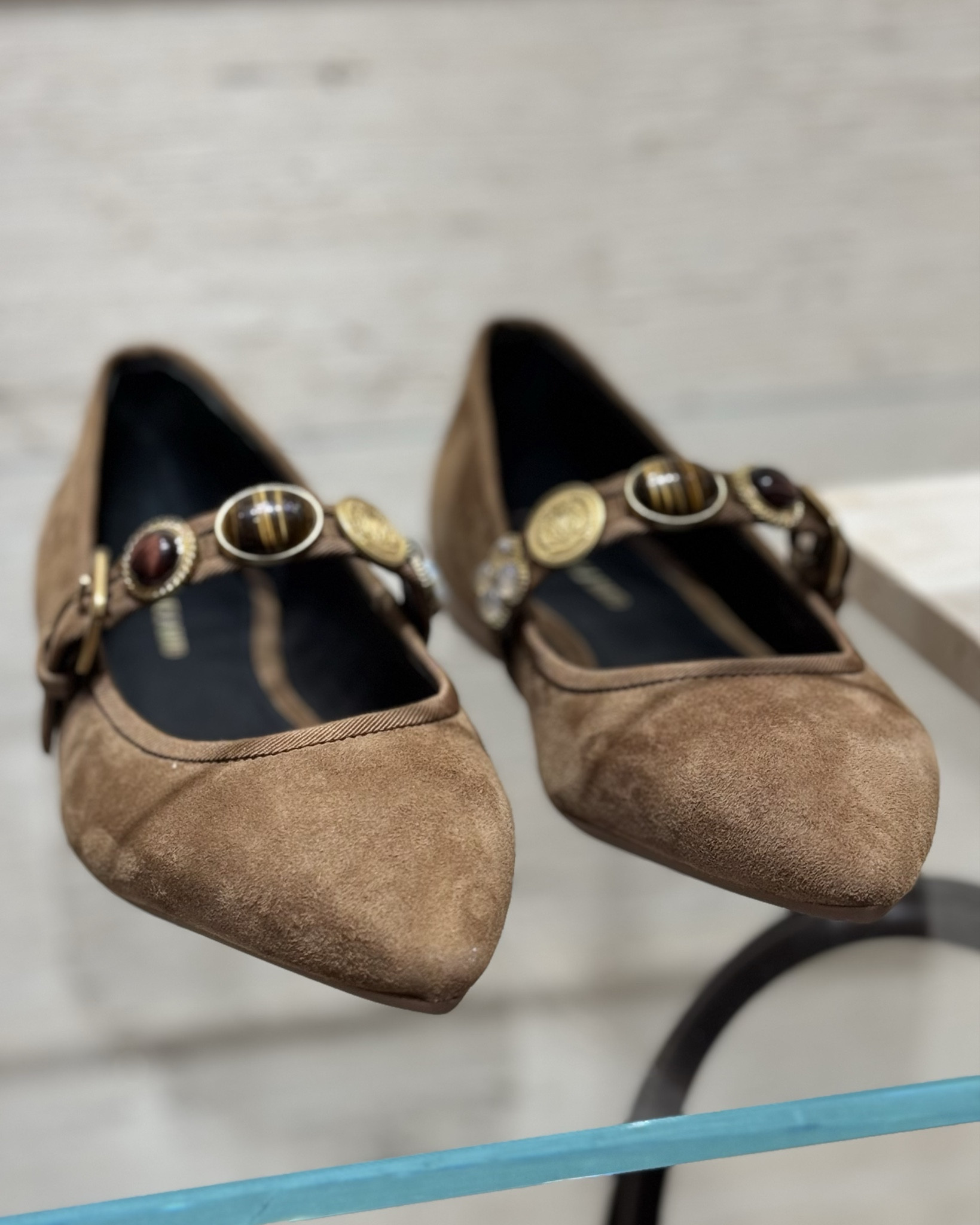 Luxury gifts for her from Veronica Beard

#LTKCyberWeek #LTKGiftGuide