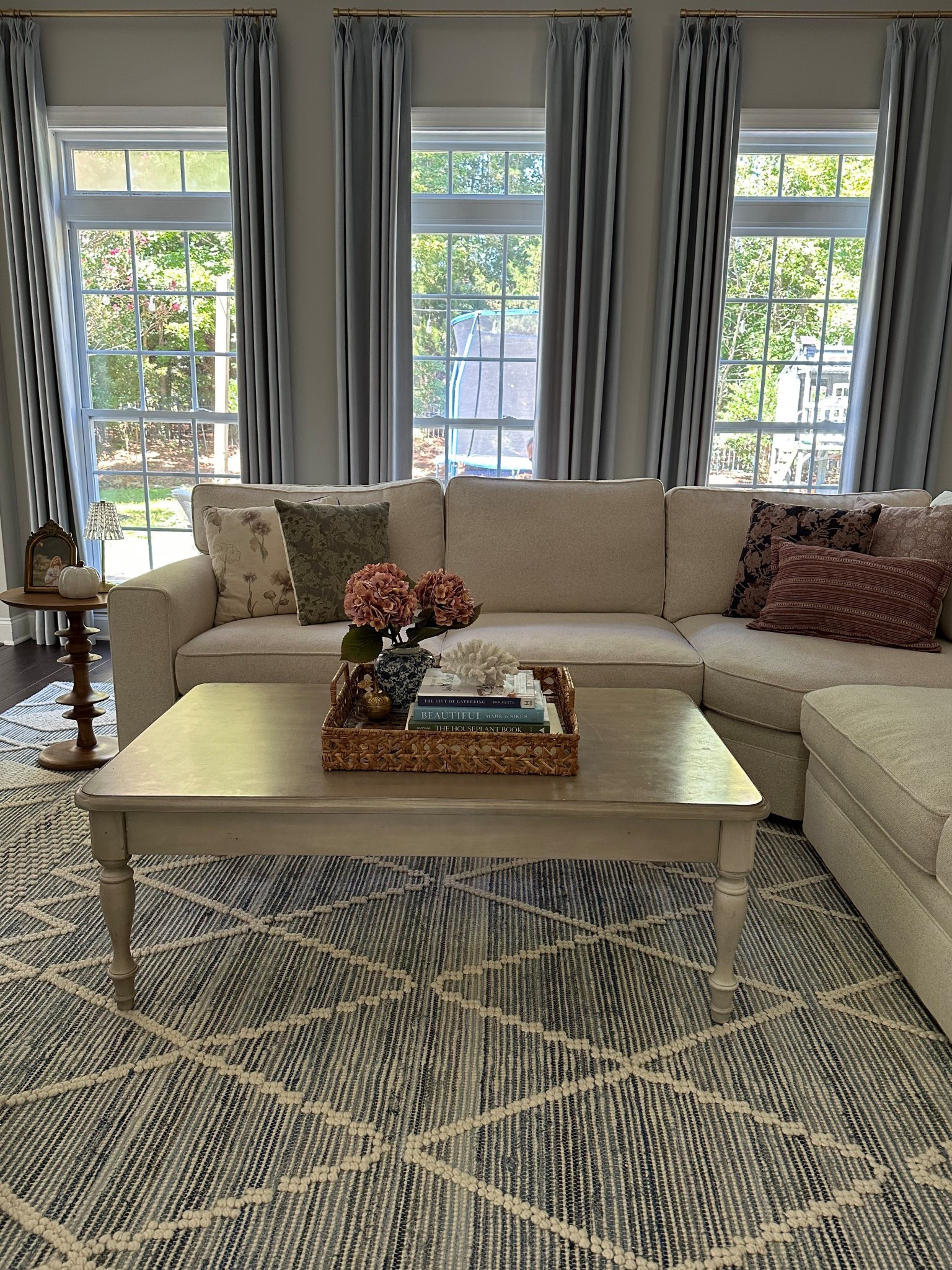 🍂 Cozy living room vibes 🍂
A peek at my fall living room refresh layered curtains, a styled coffee table with books + seasonal florals, and that comfy couch moment I never want to leave. ✨ The perfect mix of cozy + chic for autumn.

🛋 Tap to shop my fall home favorites and recreate this look in your own space.

.
.
.
#FallLivingRoom #CozyHomeDecor #FallHomeStyle #SeasonalDecor #CoffeeTableStyling #LivingRoomInspo #CurtainGoals #FallFlorals #HomeWithStyle #LTKHome #LTKSeasonal #HomeRefresh #FallHomeFavorites #LivingRoomGoals #StyledSpaces


#LTKHome #LTKU #LTKFindsUnder50