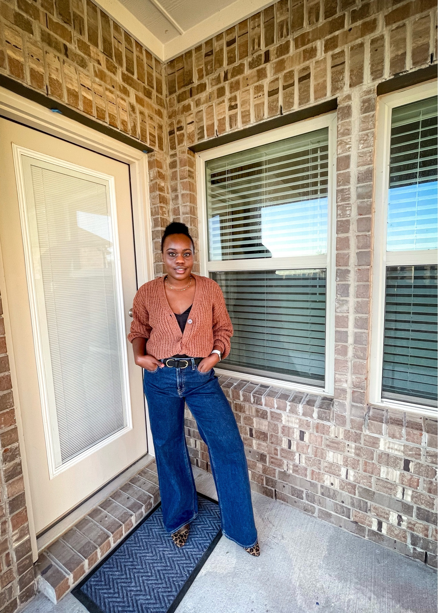 Brown on brown 

#LTKfindsunder100 #LTKstyletip #LTKmidsize