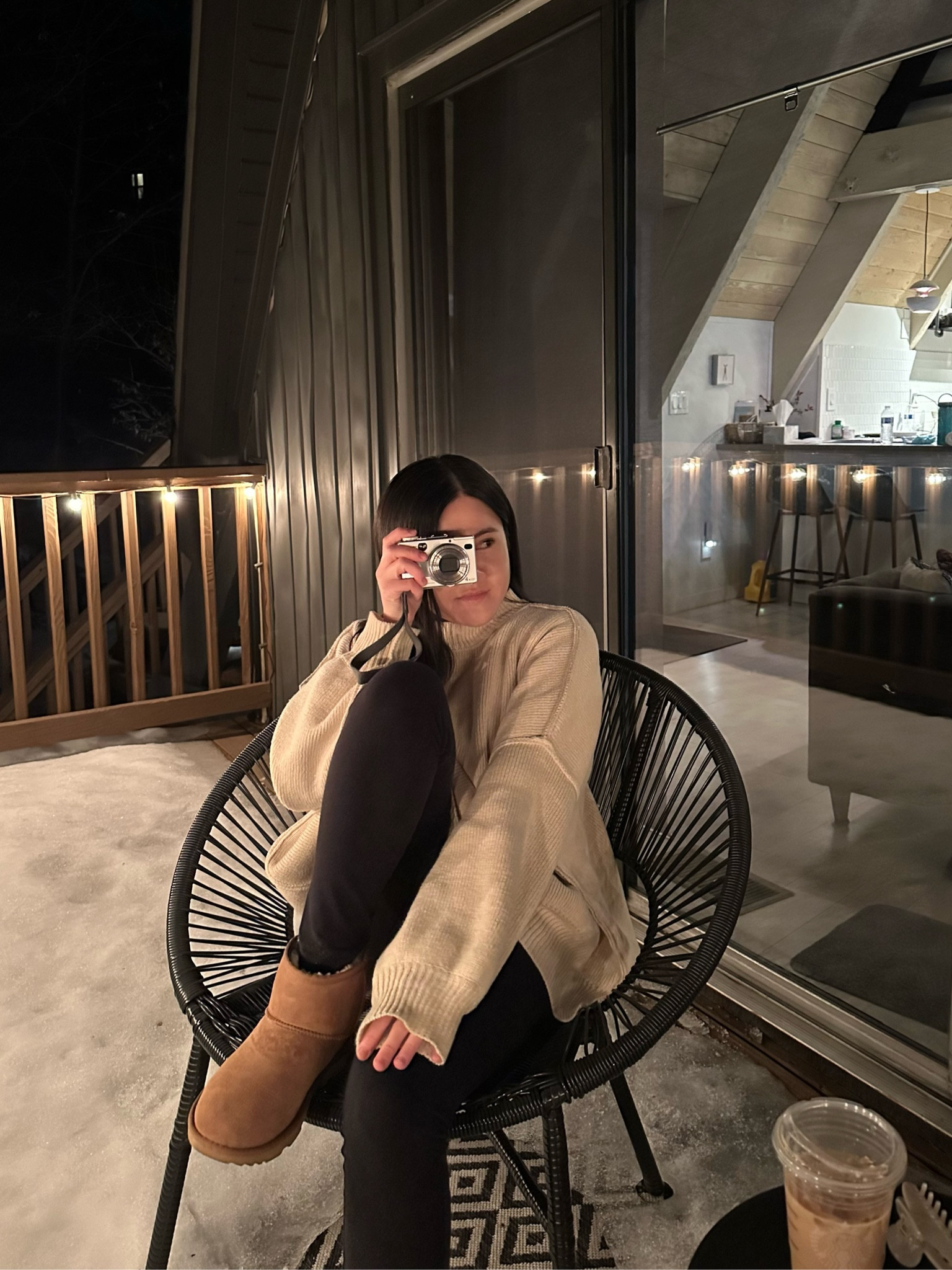 mini getaway in the mountains 🏔️ leggings & uggs keeping me warm

#LTKSeasonal #LTKfit #LTKstyletip