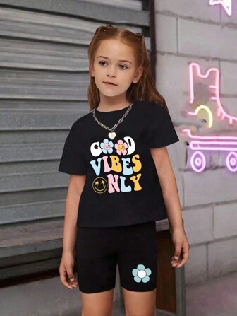 Young Girl Letter & Flower Printed Round Neck Short Sleeve T-Shirt And Shorts Casual Set For Summ... | SHEIN