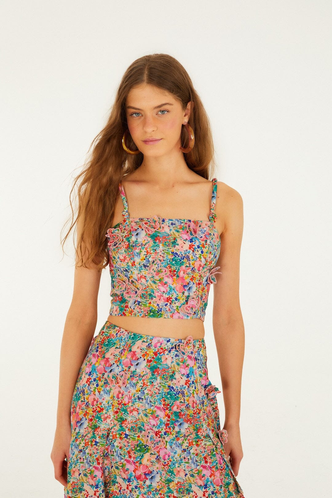 Off-White Peasant Floral Butterflies Euroflax Premium Linen Top, PEASANT FLORAL OFF-WHITE / XS | FarmRio (US)