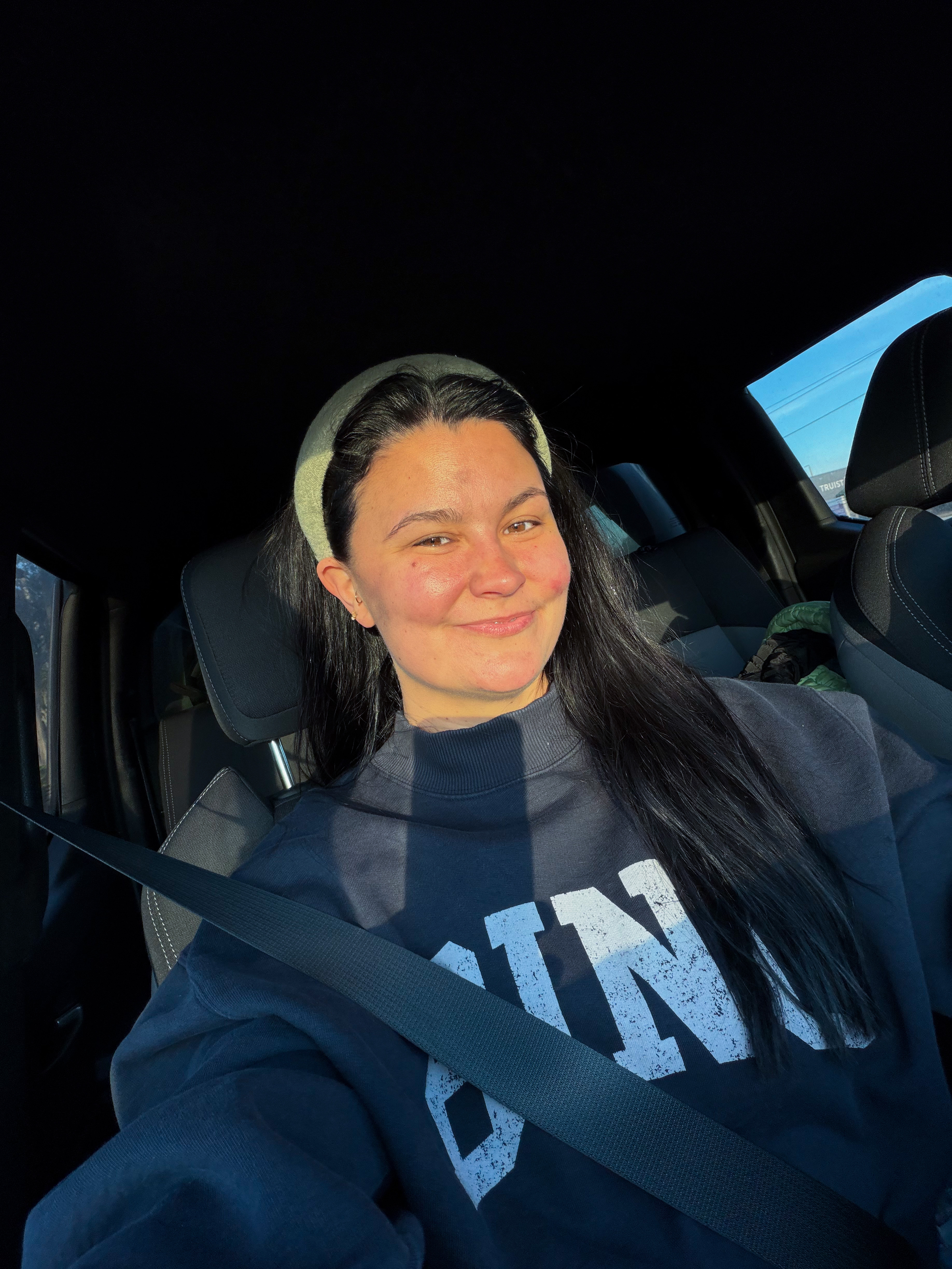 Loveee this headband for getting ready or when I really just want my hair out of my face lol 

 #LTKgrwm #LTKTravel