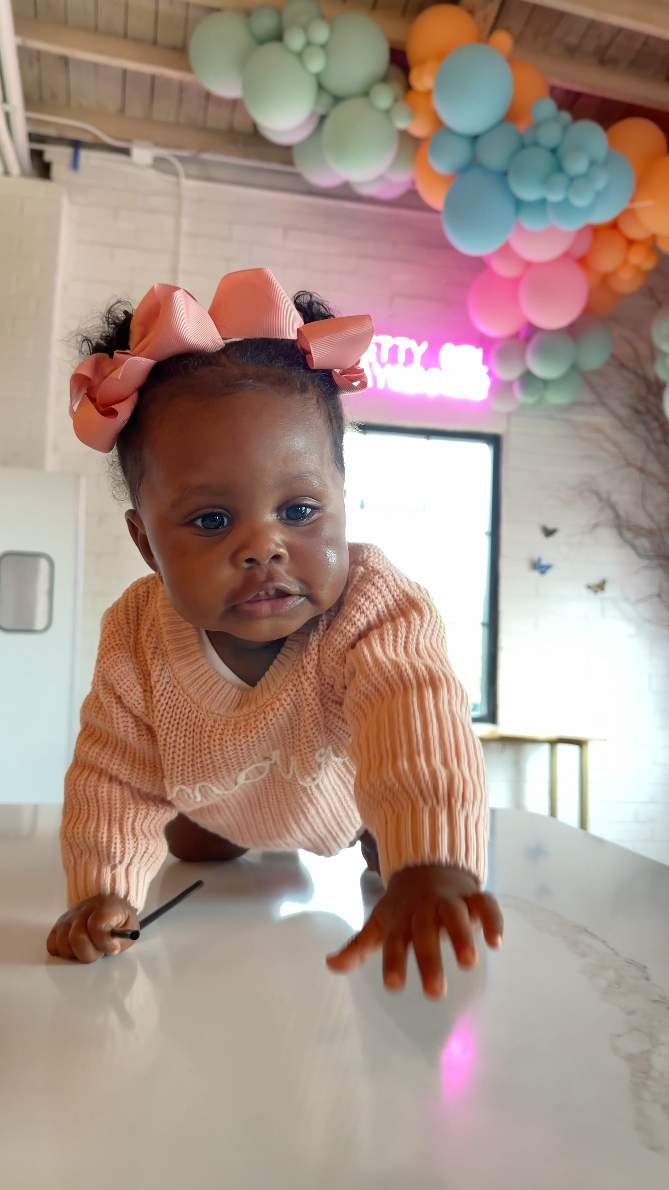 Target for the win!

Every time I need a quick outfit for baby, Target saves the day! Somehow this girl is 9 months in and it’s time for sweaters🫣

Time flies! 

Our favorite bows and this gem from Target is linked!

#LTKBaby