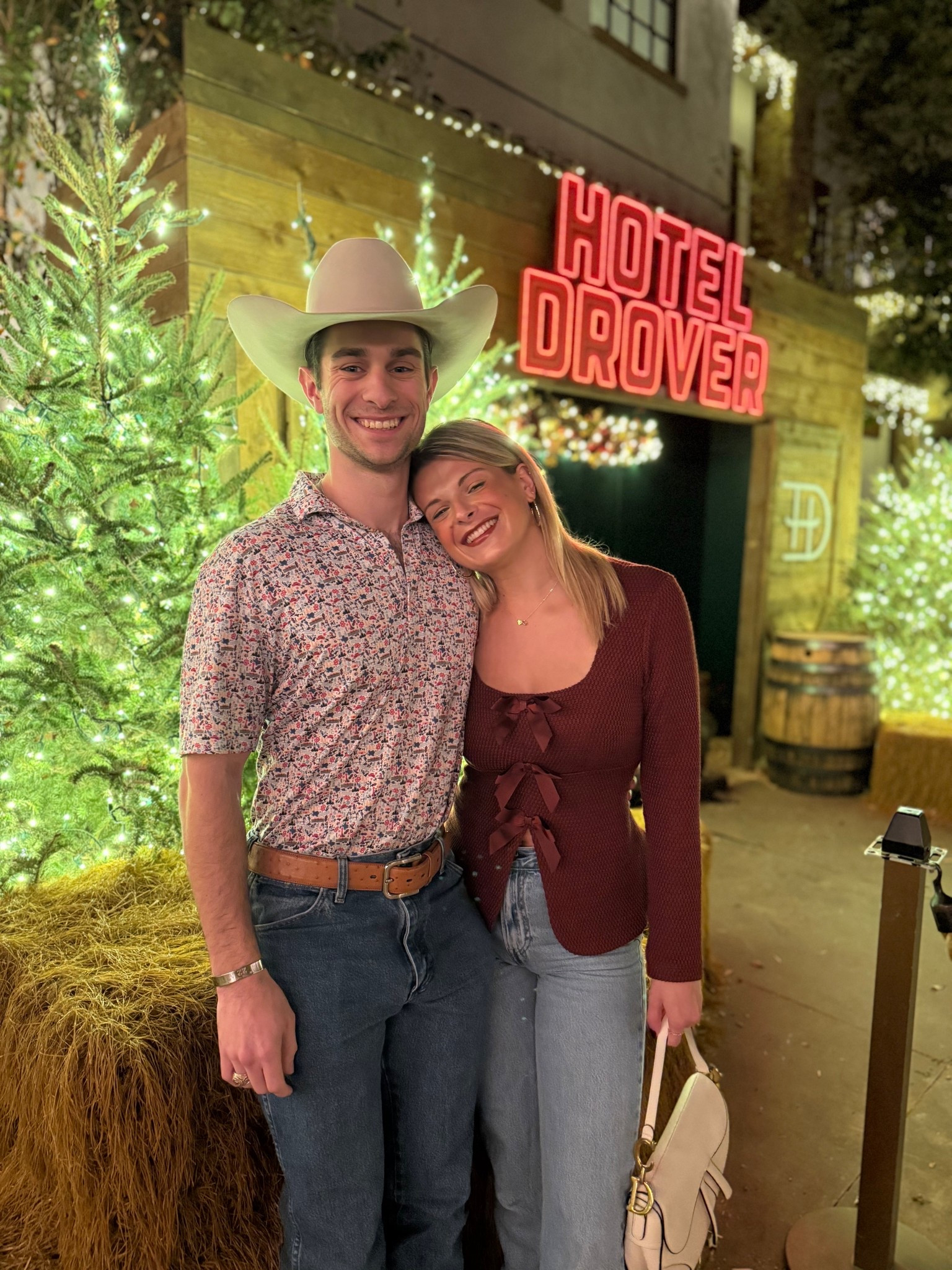 Christmas at the Drover with my love! So blessed to have gotten to spend this time w him! 



#LTKHoliday #LTKootd #LTKfoodie