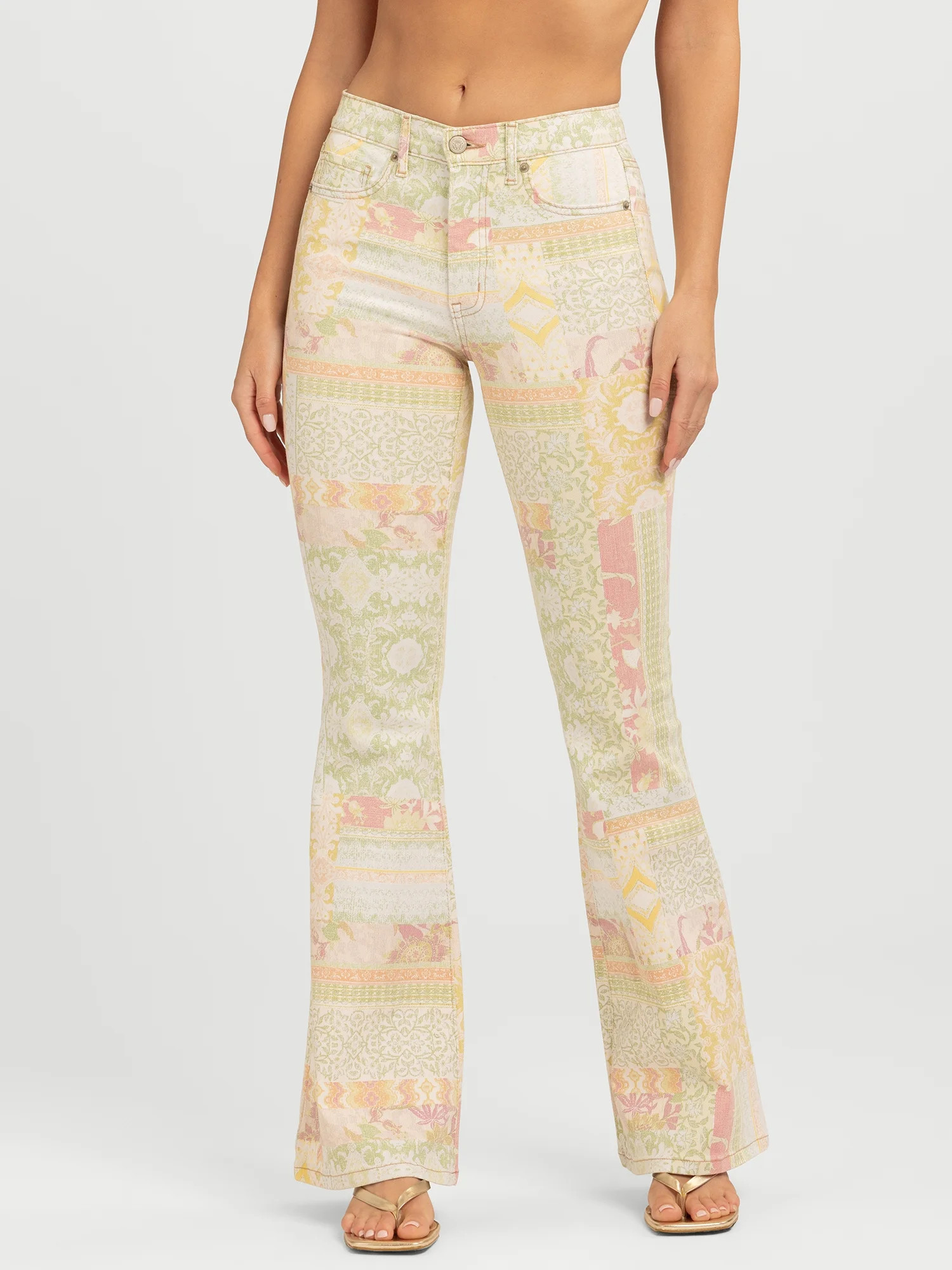 Jessica Simpson Women's Daisy Fitted Flare Jeans, 30.5", 32.5", and 34.5" Inseams, Sizes 2-16 | Walmart (US)