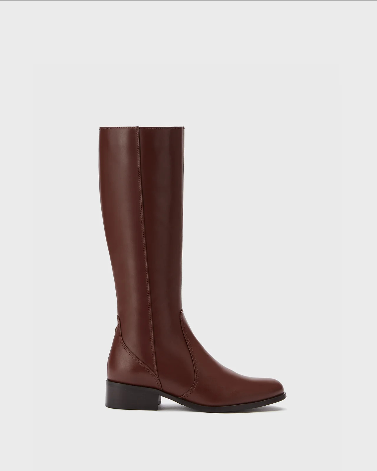Haltham Tall Knee High Boots in Brown Leather | DuoBoots