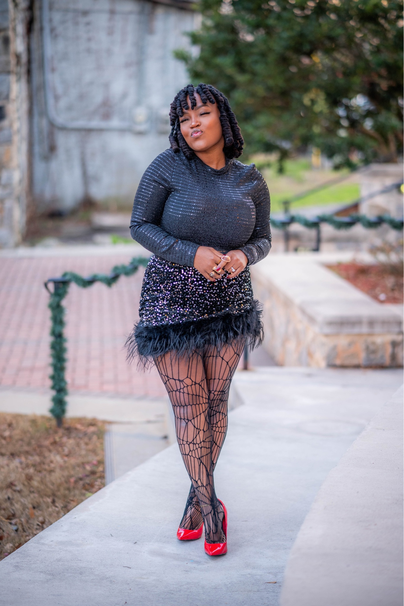 Still can’t get over my New Year outfit ✨
The sparkle, the fit, the confidence — everything about this look was giving main character energy.
I linked the full outfit on LTK because this one deserves to be worn again and again.

#newyearoutfit #nyeoutfit #sparklylook #allblackeverything #partyglam #shopmylook #LTKfashion #LTKfinds #LTKsale #shoppingfavorites #onlineshopping #ShoppingWithPriiincesss #Atlantamom #AtlantaCreator #Atlantacontentcreators

#LTKootd #LTKWorkwear #LTKMidsize