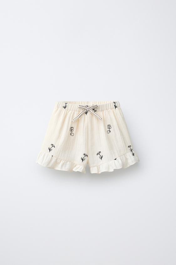EMBROIDERED FLORAL TEXTURED BERMUDA SHORTS | Zara UK