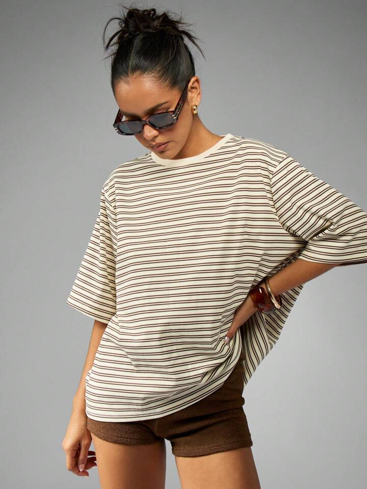 MISSGUIDED Lightweight Oversized Striped T-Shirt Classic Ribbed Short Sleeve All Season Casual Top Daily Wear Essential Basic Tee Daily Wear Casual Wear College Essential | SHEIN