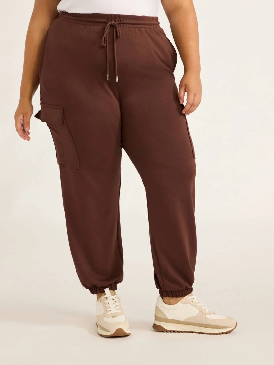 Scoop Women’s Plus Ultimate ScubaKnit Cargo Joggers, Sizes 1X-4X | Walmart (US)