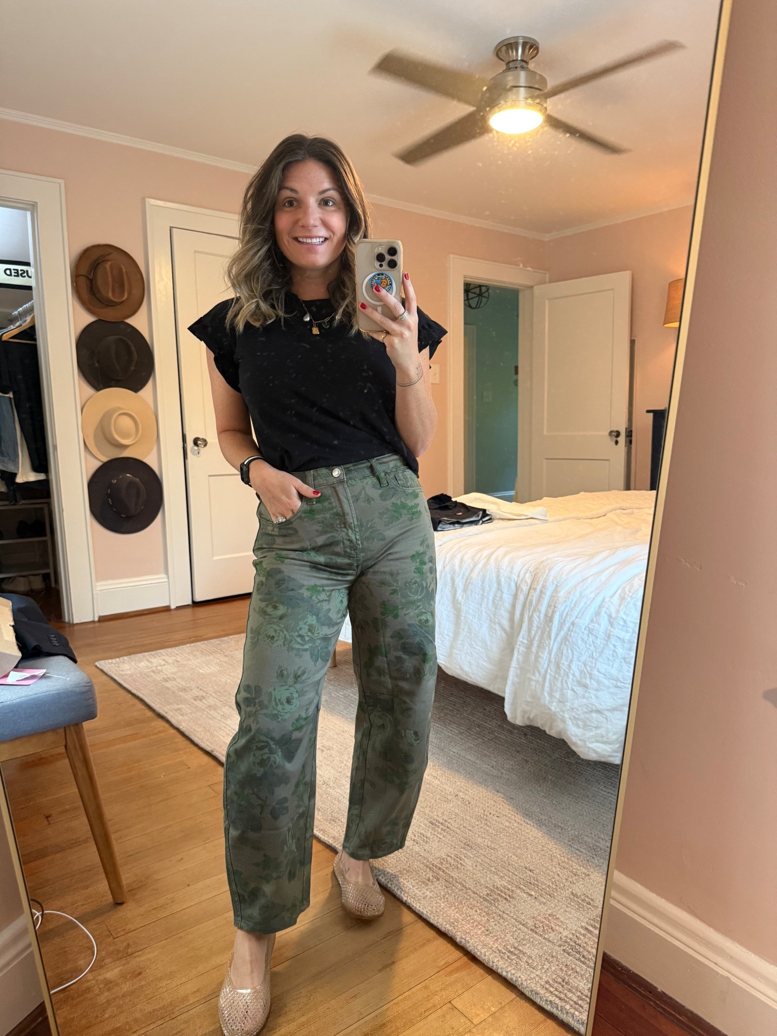 The best barrel pants. 

#LTKFindsUnder100 #LTKSaleAlert #LTKPetite