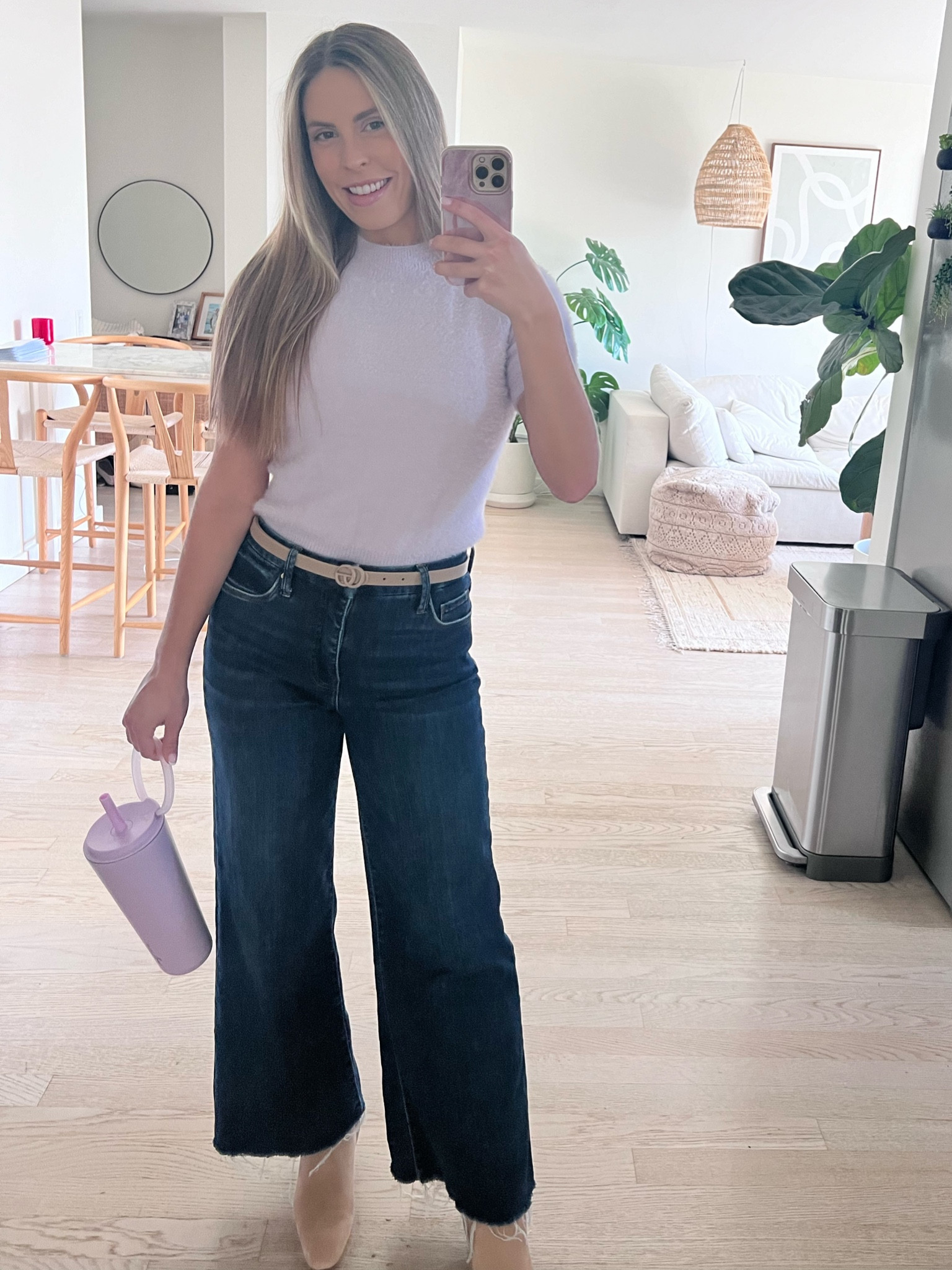 work outfit
Kit from the cloth jeans
Anthropologie sweater
Reduce water bottle

#LTKWorkwear #LTKFindsUnder100 #LTKGiftGuide