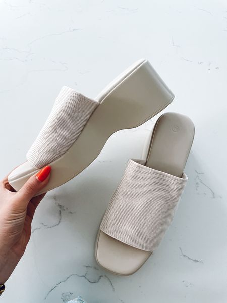 cutest platform sandal slides! comfy too! I sized up half!

| spring shoes | spring sandals | summer sandals | platform sandals | amazon fashion 

#LTKshoecrush #LTKfindsunder100 #LTKfindsunder50