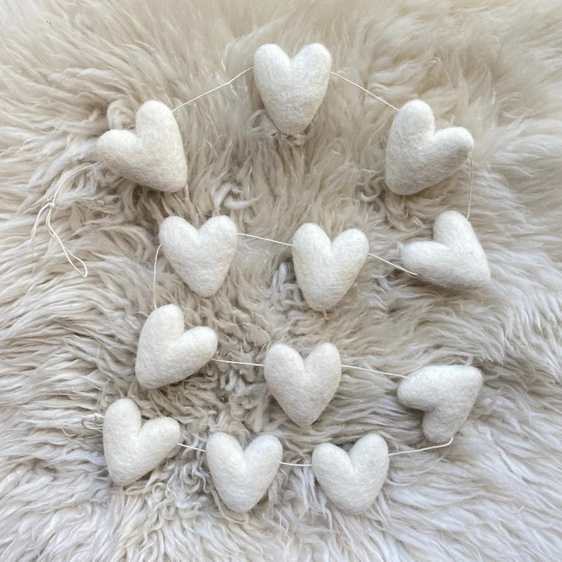 White Heart Garland | Etsy (US)
