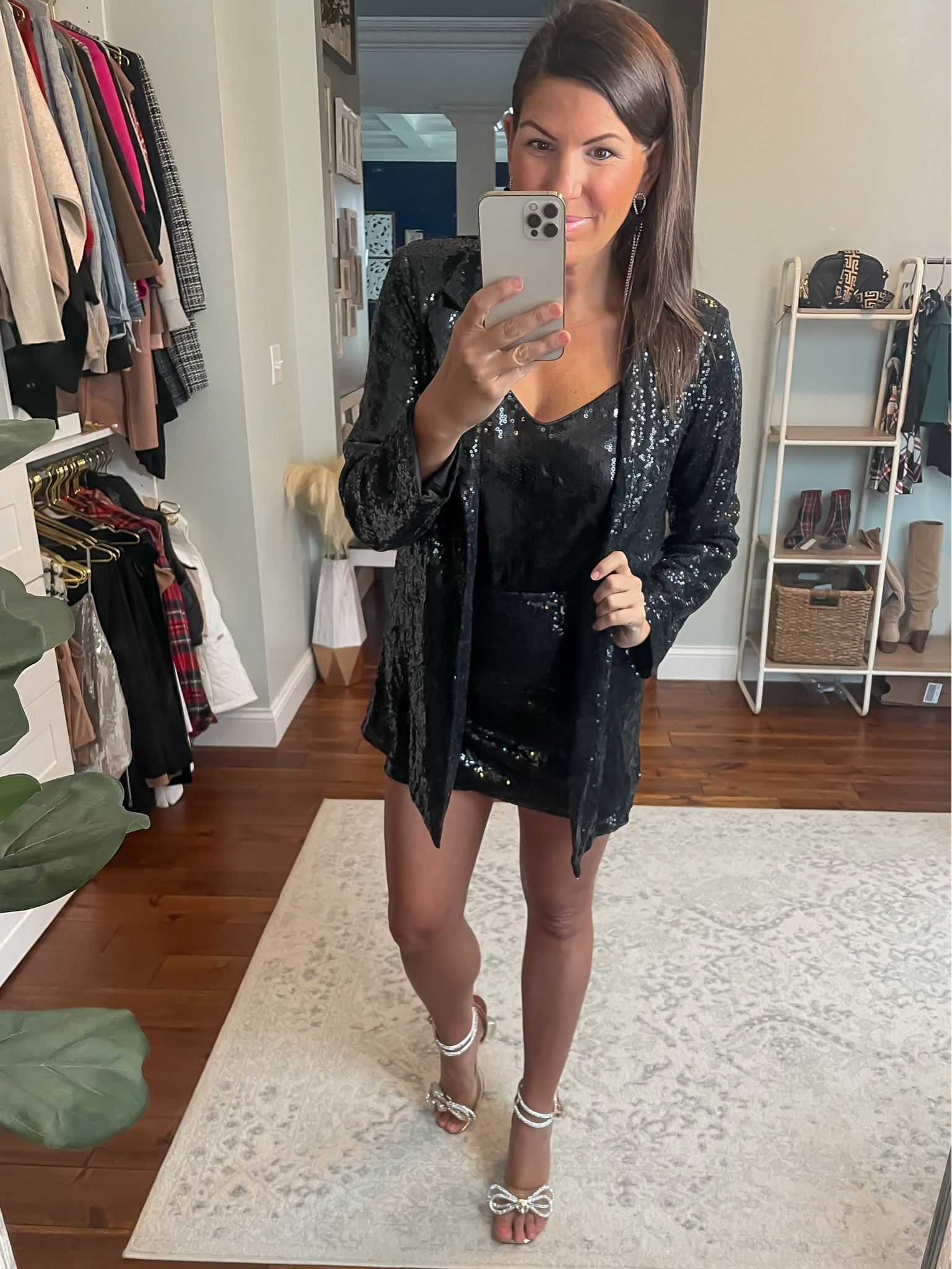 Holiday party
Sequins
Sequins outfit
Holiday outfit
NYE 

#LTKParties #LTKHoliday #LTKStyleTip