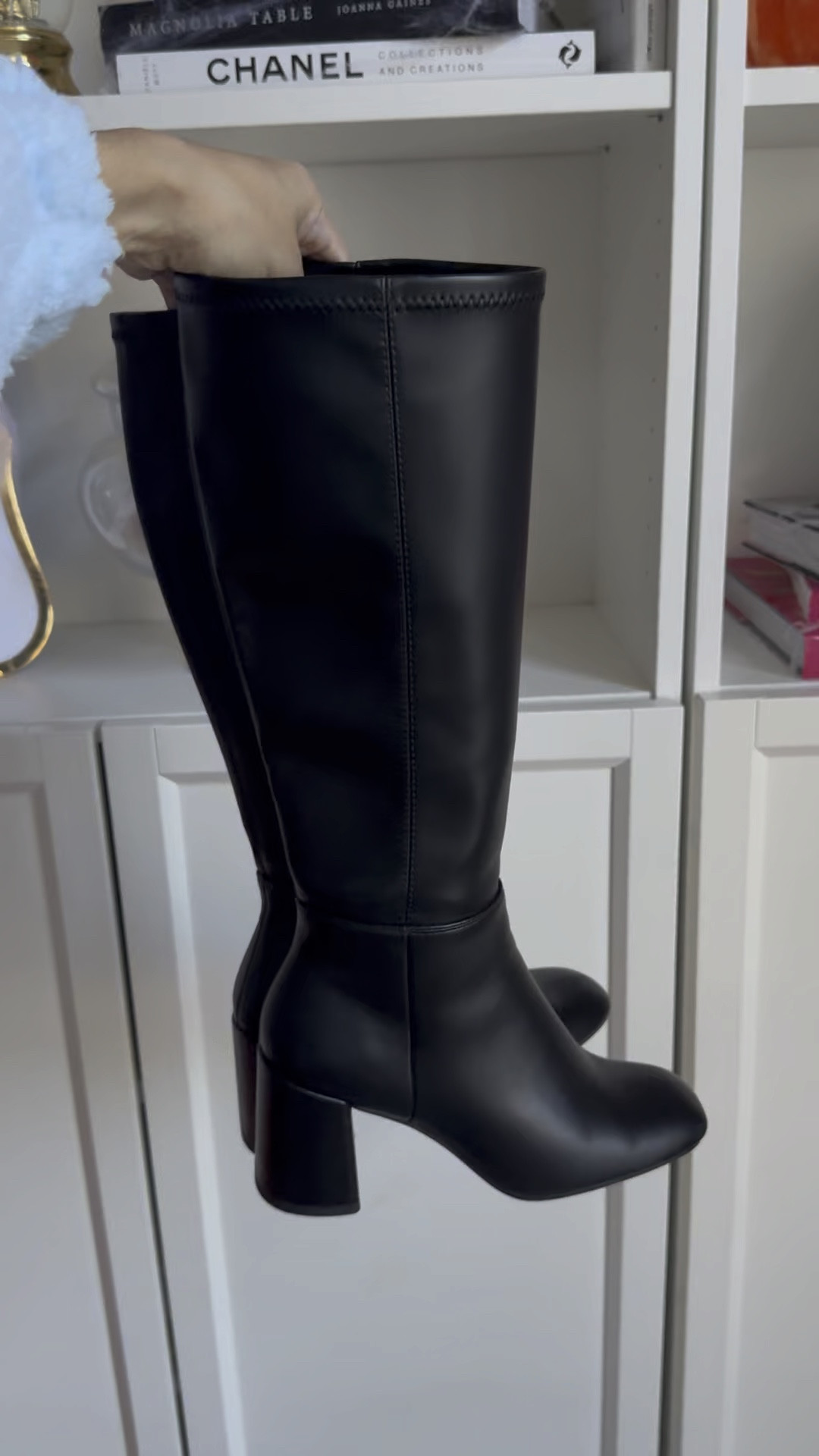 My favorite staple boots for fall and winter I got them on @walmart for under $40

#LTKShoeCrush #LTKFindsUnder50 #LTKStyleTip