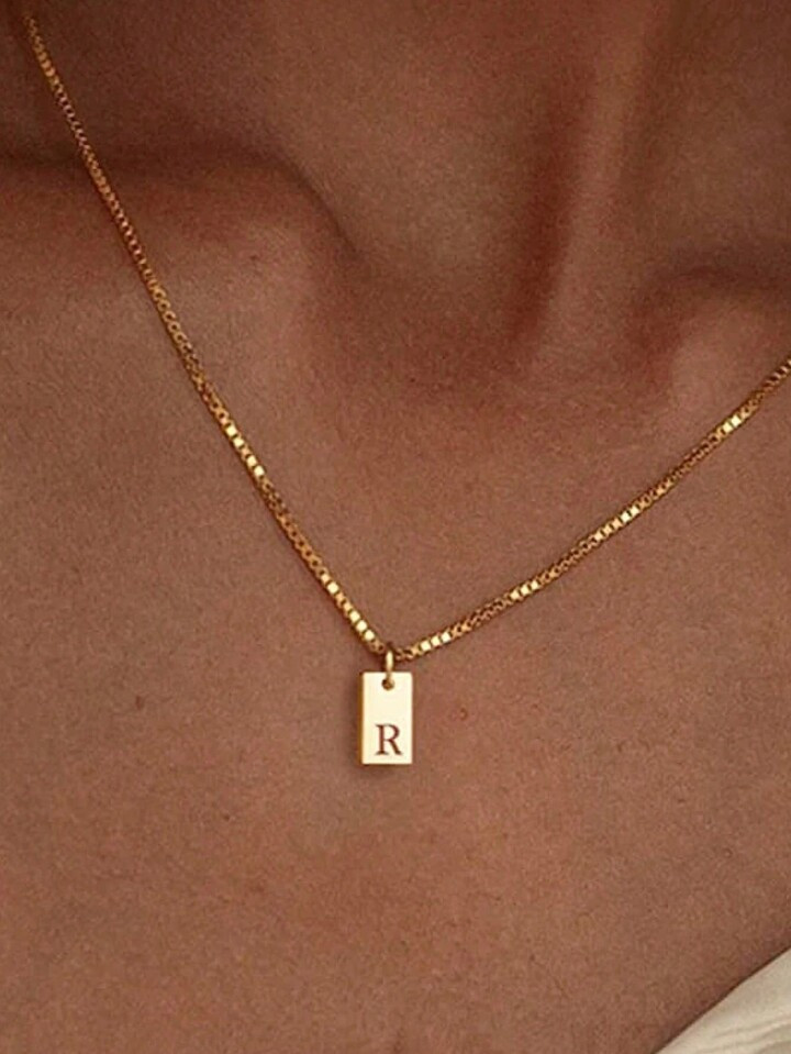 1pc Gold-color Rectangular Tag Feature Alphabet Letter Engraving Pendant Necklace For Women, Eleg... | SHEIN