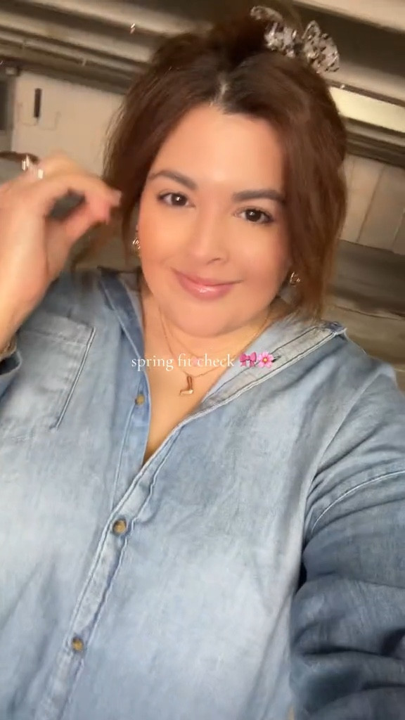 little jewelry tour & #OOTD for this beautiful spring day in Dallas 🌞 

#LTKplussize #LTKfindsunder50 #LTKSeasonal