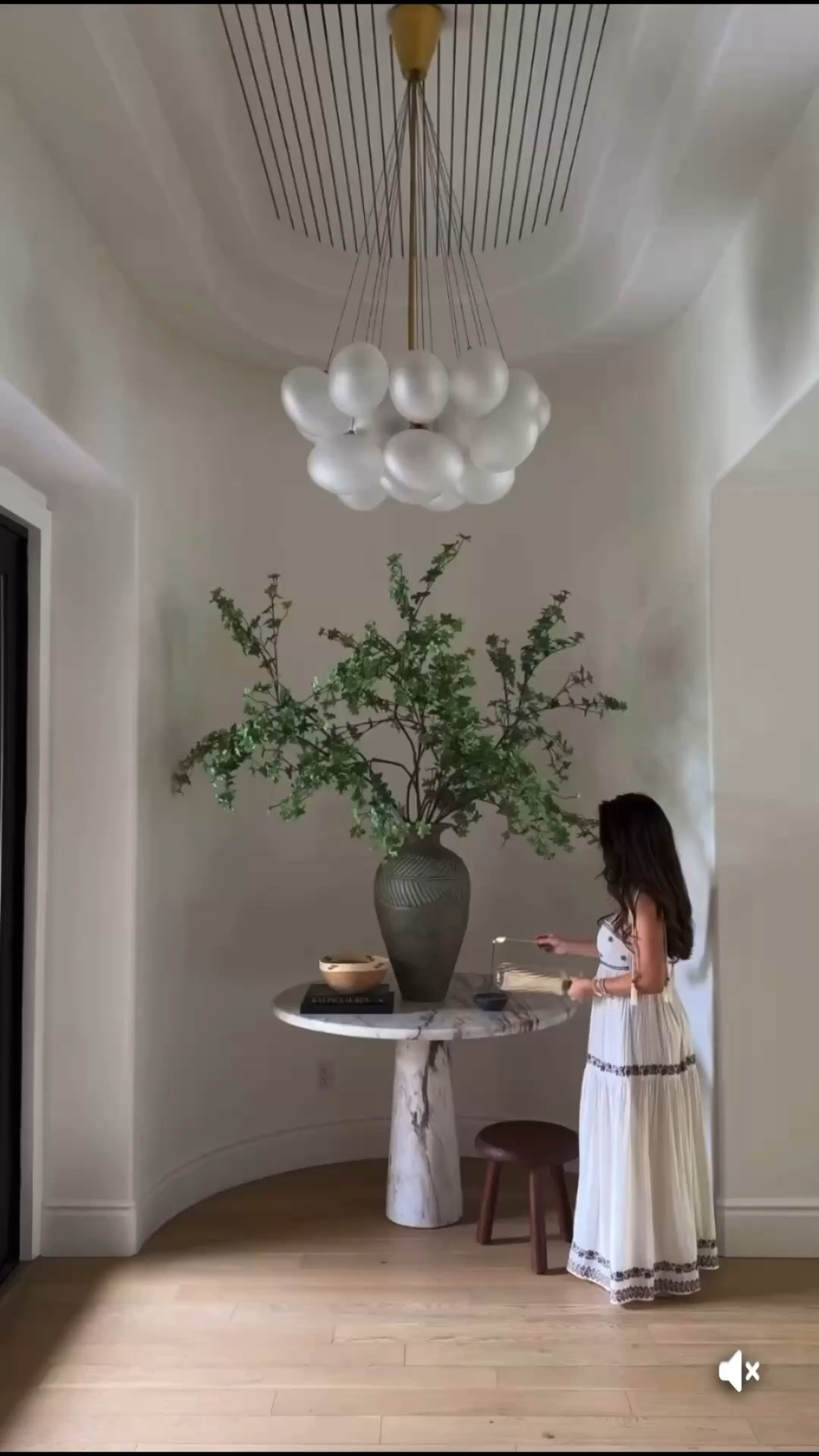 Entryway styling

#LTKHome #LTKmomlife #LTKdayinmylife