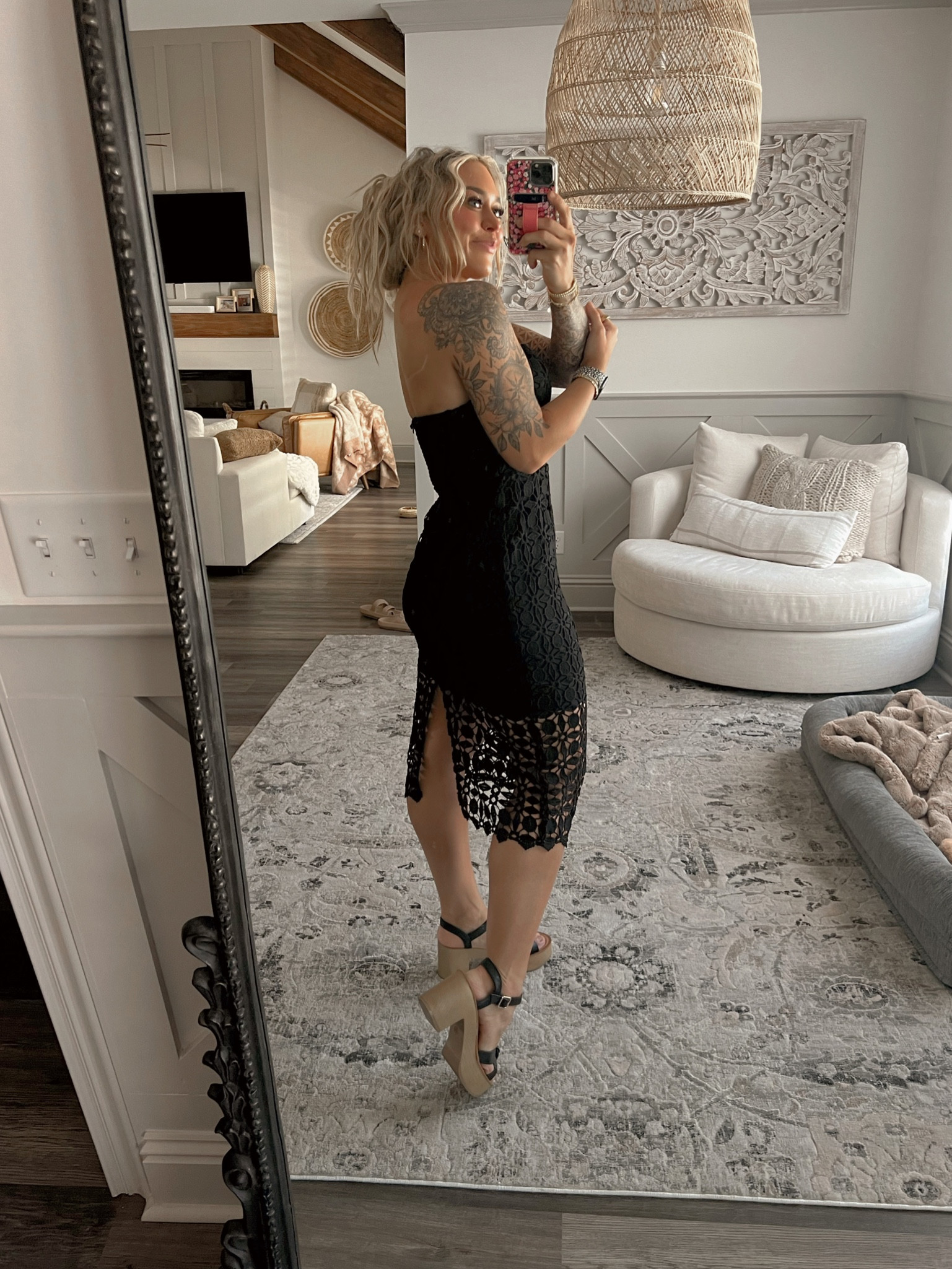Some fresh @petalandpup finds🌸🌻🌼 adore their stuff so much! Code: HOLLEY saves ya 20% off sitewide 🫶🏼✨ 

#mididress #littleblackdress

#LTKFind #LTKunder100 #LTKfit
