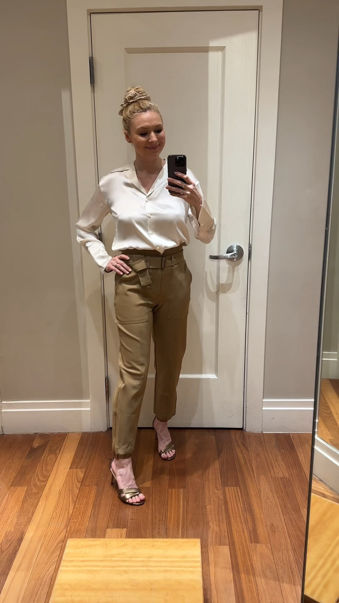 Silk long sleeved top with stretchy fitted high waist pants and bronze heals. Screams business professional but casual night out 
#BananaRepublic 

#LTKtravel #LTKworkwear #LTKparties