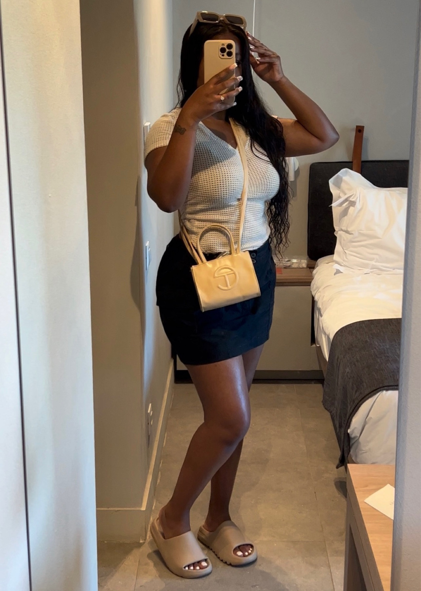 vacation/summer outfit 🏝️
bag is from telfar 🩷 