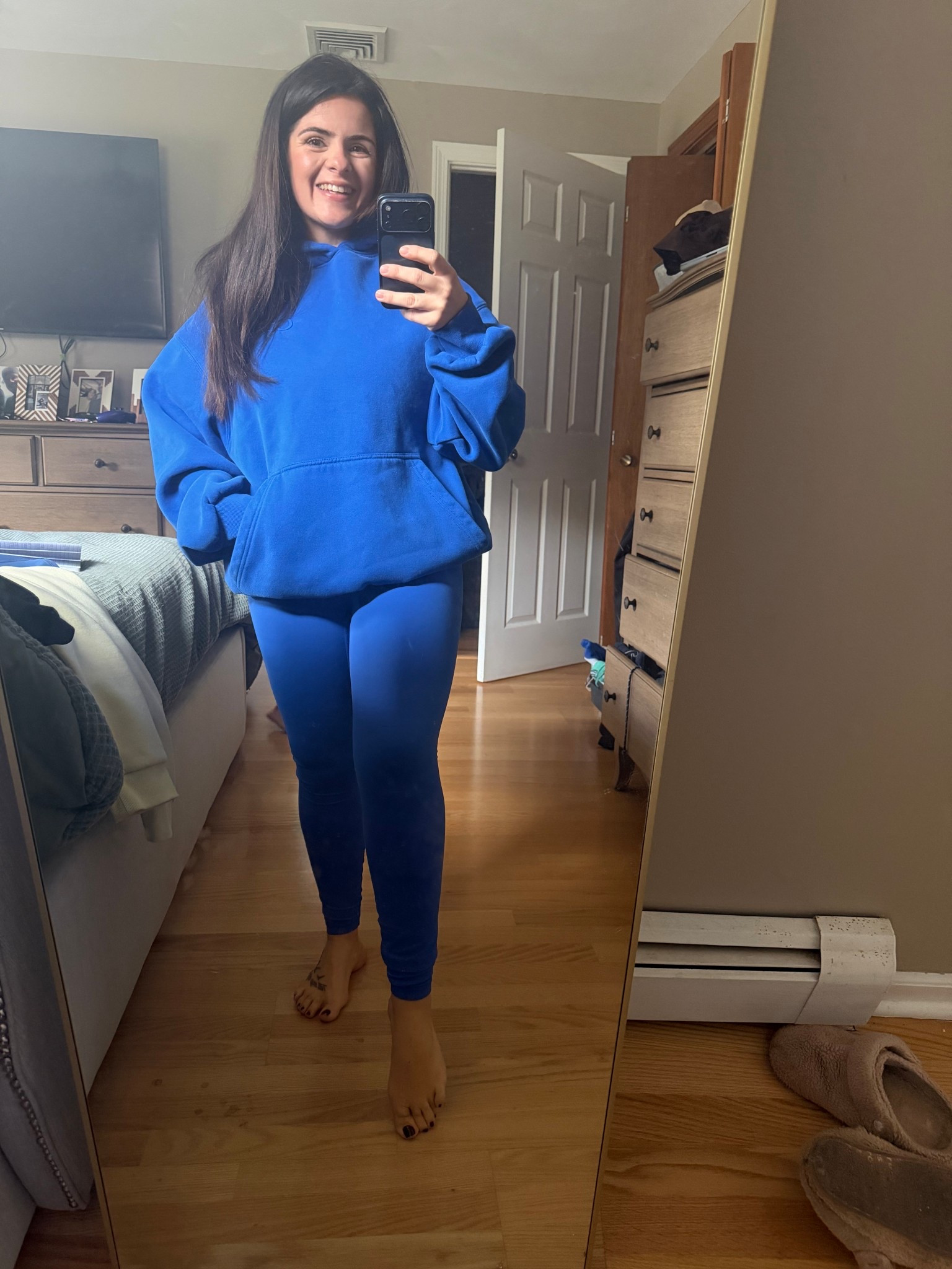Comfrt for the win from head to toe 💙

#LTKgrwm #LTKootd #LTKActive