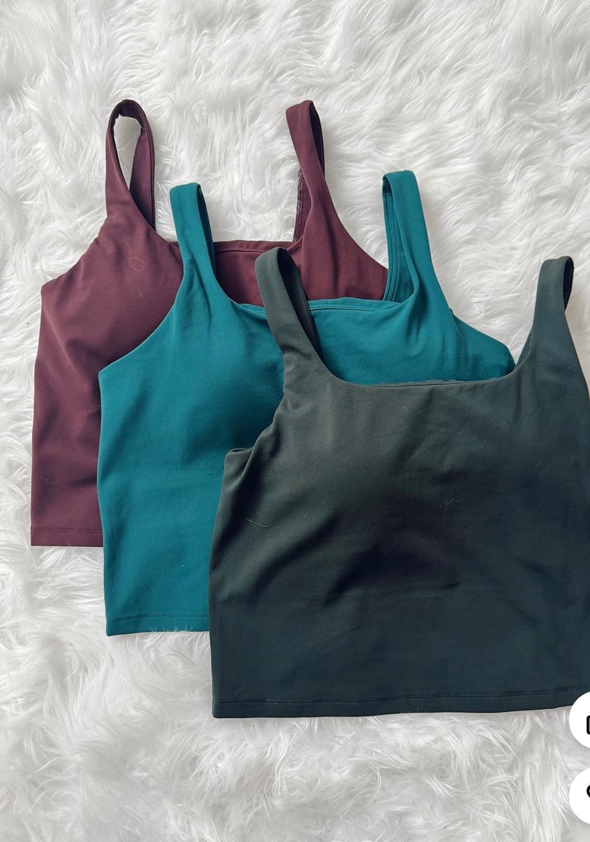 This workout top from Amazon is so good! It comes in so many colors!! 

#LTKfitnessgoals #LTKmorningroutine #LTKdayinmylife