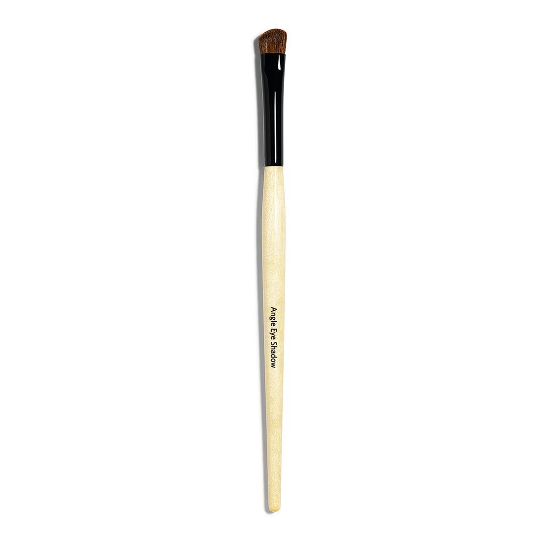 Angle Eye Shadow Brush | Bobbi Brown Cosmetics | Bobbi Brown (US)