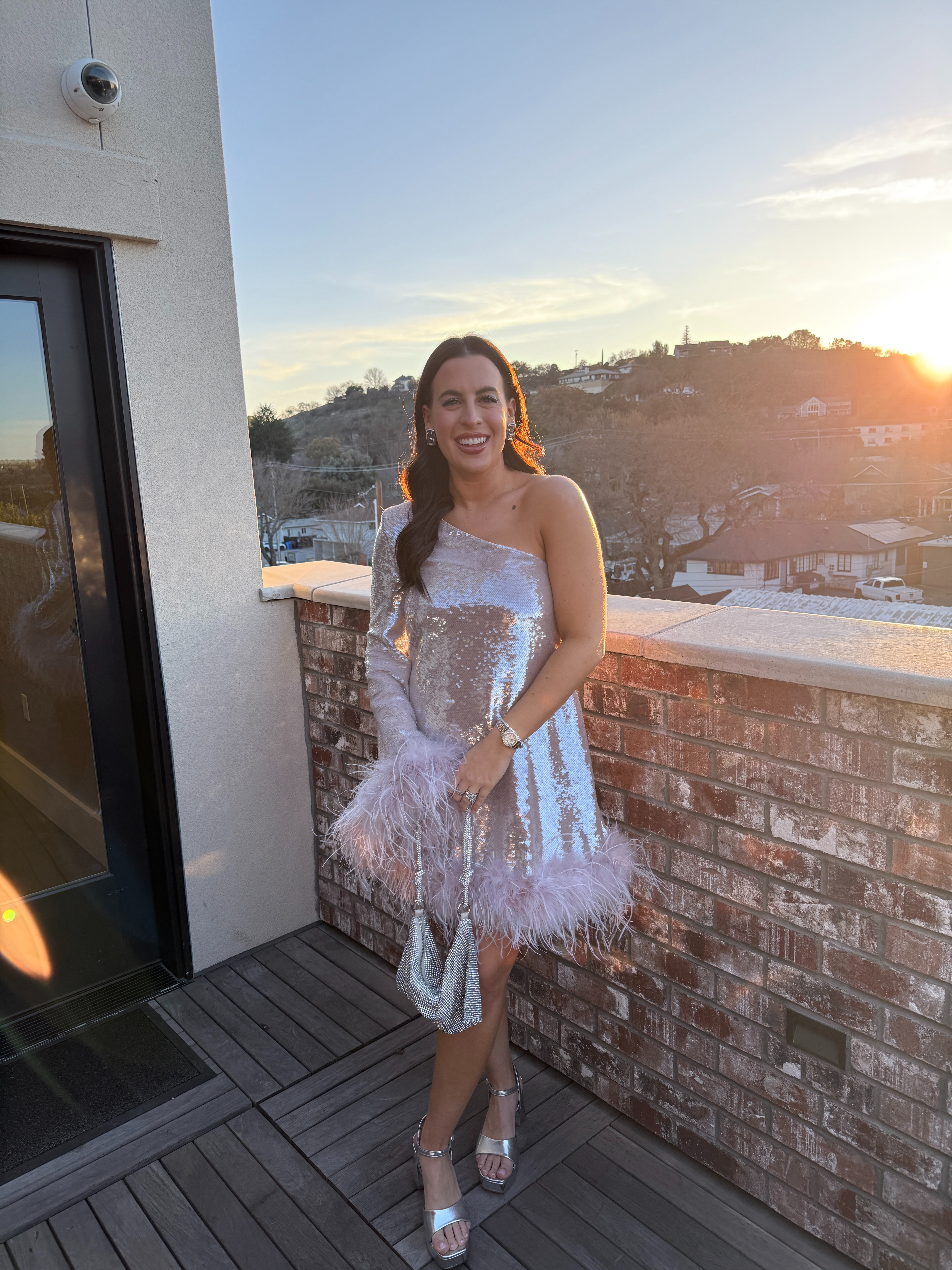 Final night with Lola & Ivy! Obsessed with this dress - its so fun & flirty!

sparkles, feathers, party 

 #LTKParties #LTKStyleTip #LTKTravel