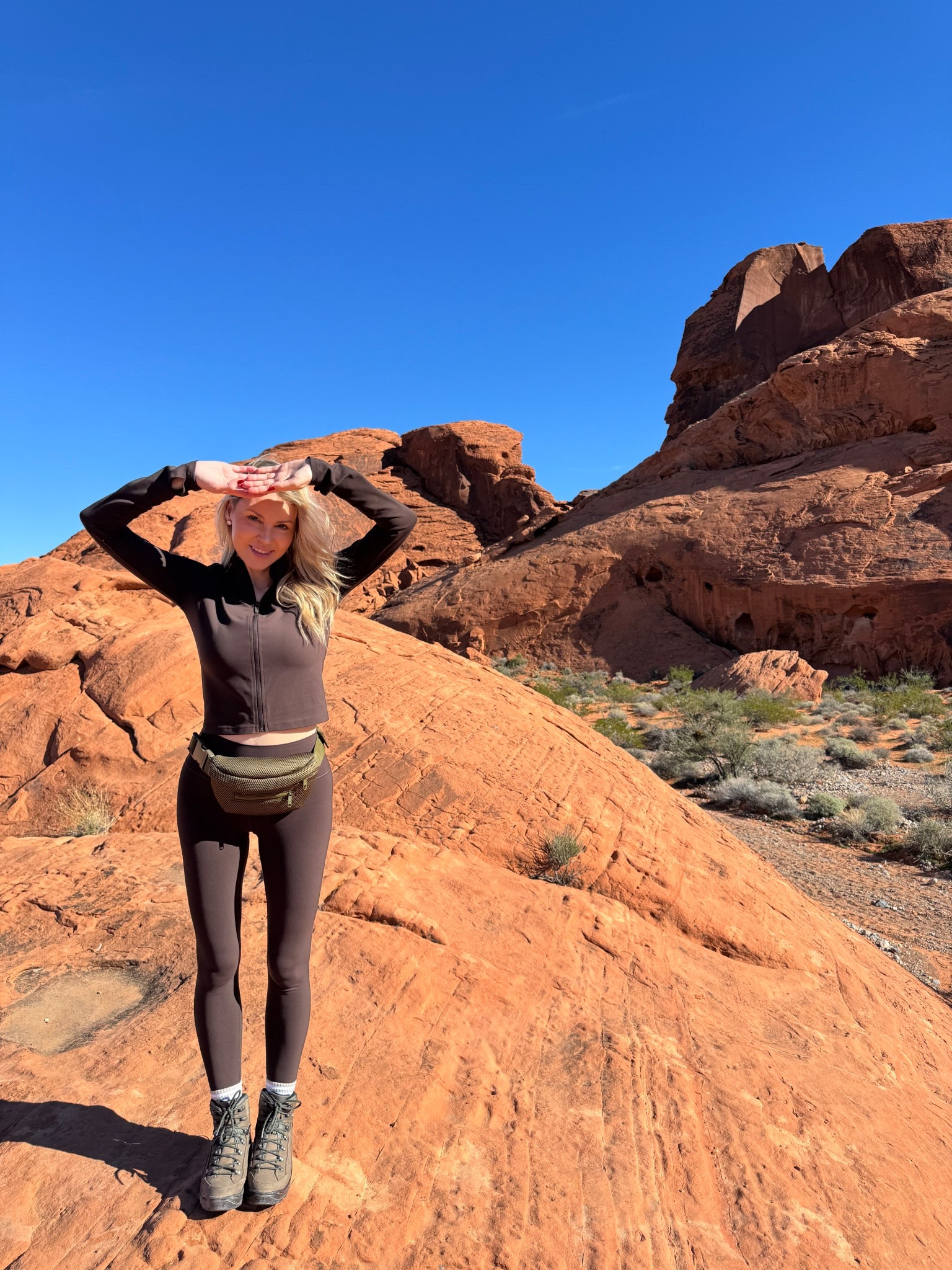 Activewear set, belt bag, brown leggings, cropped zip up jacket, hiking outfitt

#LTKOver40 #LTKActive #LTKFindsUnder50