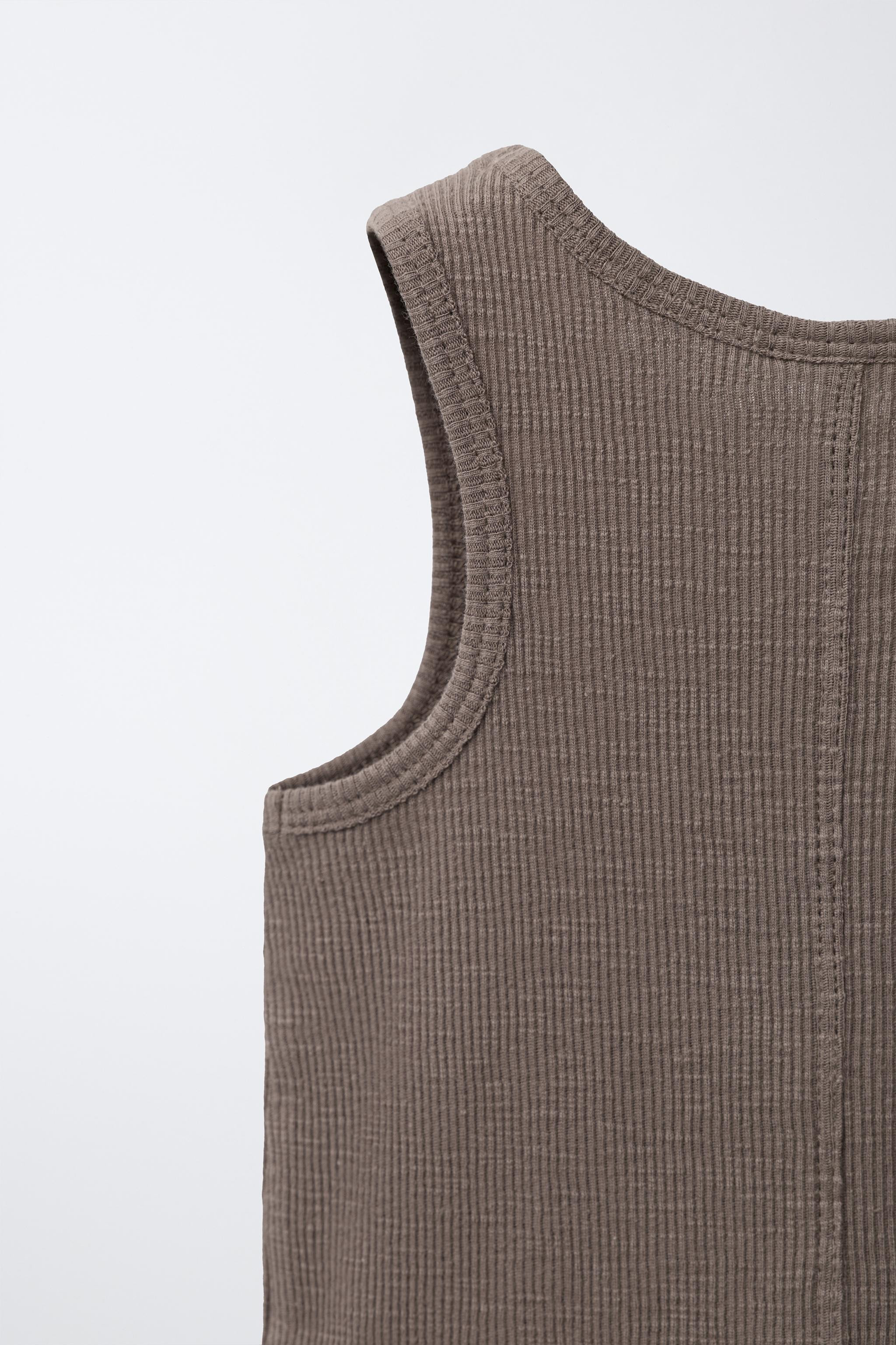 RIBBED SLEEVELESS TOP | Zara US