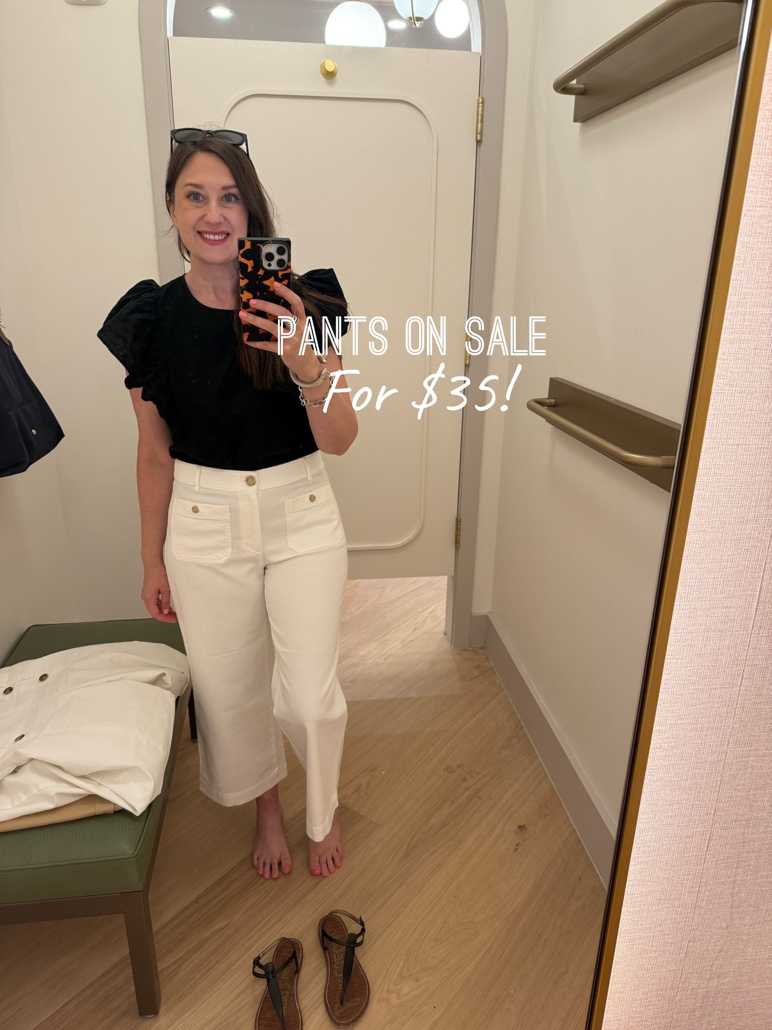 White cropped pants, weekend wear, wear to work, loft cropped pants

#LTKOver40 #LTKSaleAlert