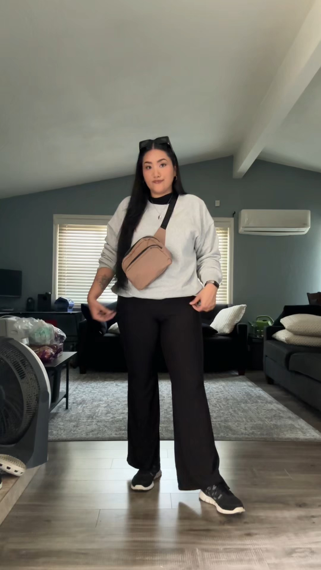 Comfy outfit of the day for fall 🥰🥰

#LTKU #LTKStyleTip #LTKMidsize