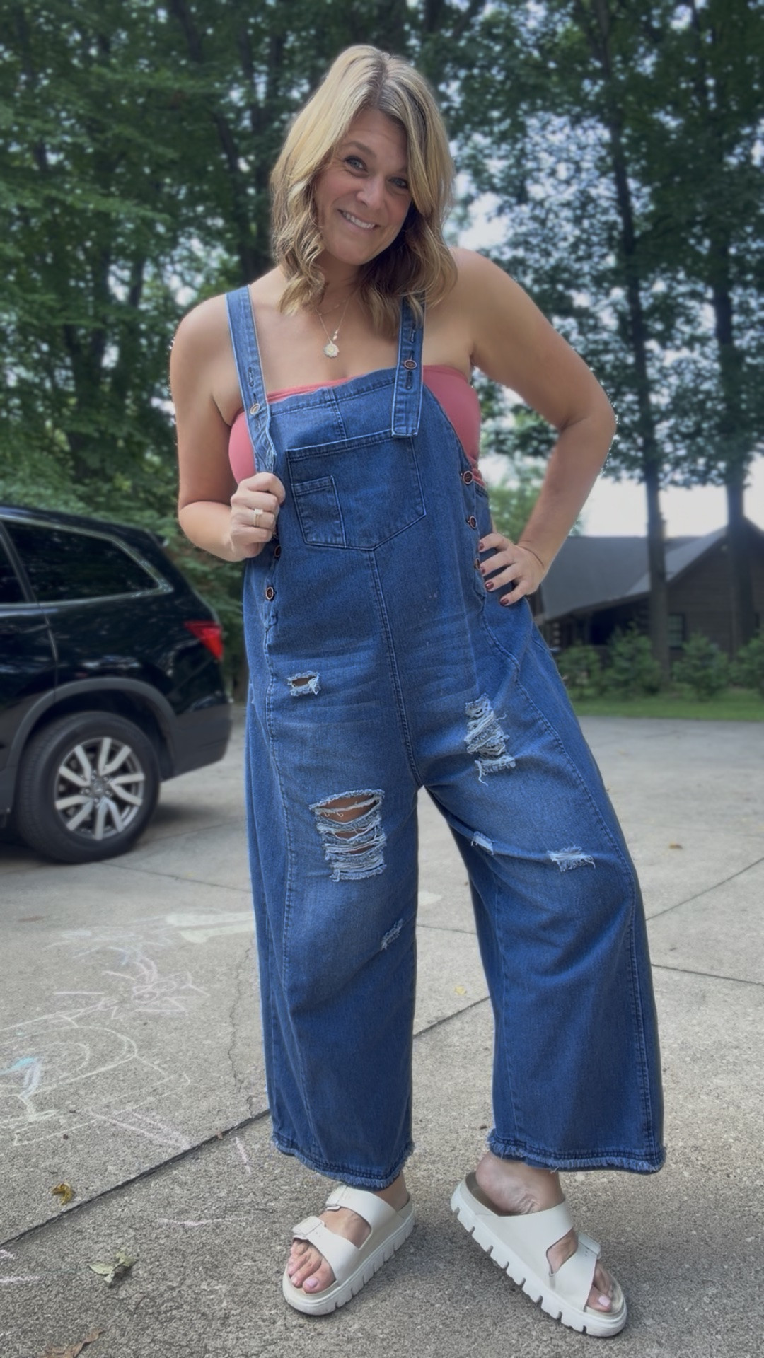 Comfy, relaxed, and oversized in all the right ways—aka the kind of outfit you can actually LIVE in while still feeling cute. Throw on a tank + sandals and you’re ready for school drop-off, errands, or a weekend adventure. 👖🤎

Mom uniform, but make it COOL. 🙌

#MidsizeFashion #MomStyle #Overalls #CasualOutfit #AffordableFashion

#LTKTall #LTKMidsize #LTKOver40