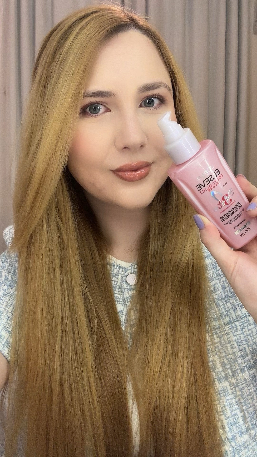 Sérum Elseve Glycolic gloss antes de secar o cabelo. Uma das maneiras de uso do produto. Dessa vez utilizei antes do secador. 

#glycolicgloss #elseve #cabelo #frizz 

#LTKbeauty #LTKVideo #LTKbrasil