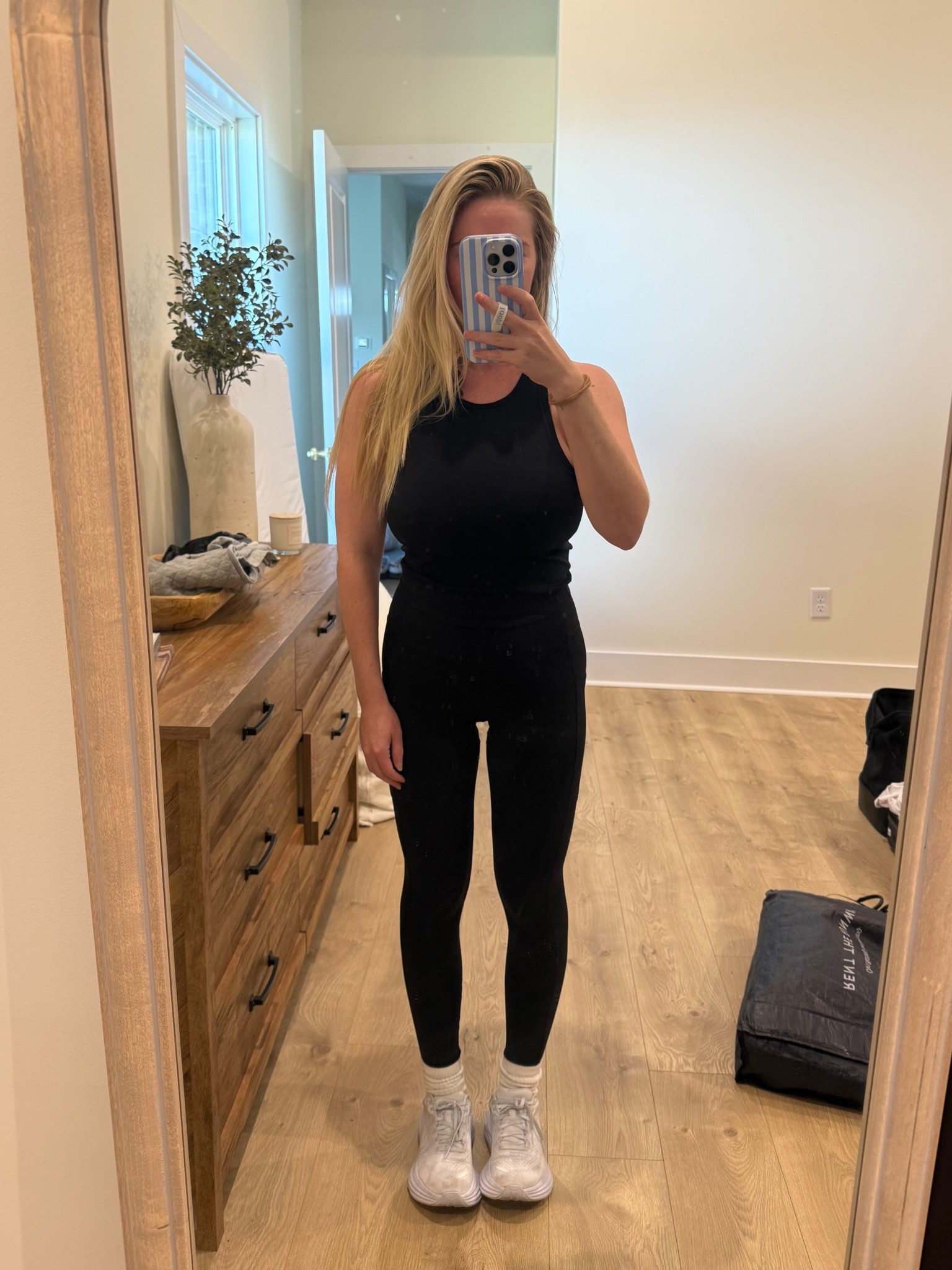 errands ootd! Loving these leggings, lulu quality for a fraction of the price! 

#LTKActive #LTKPetite