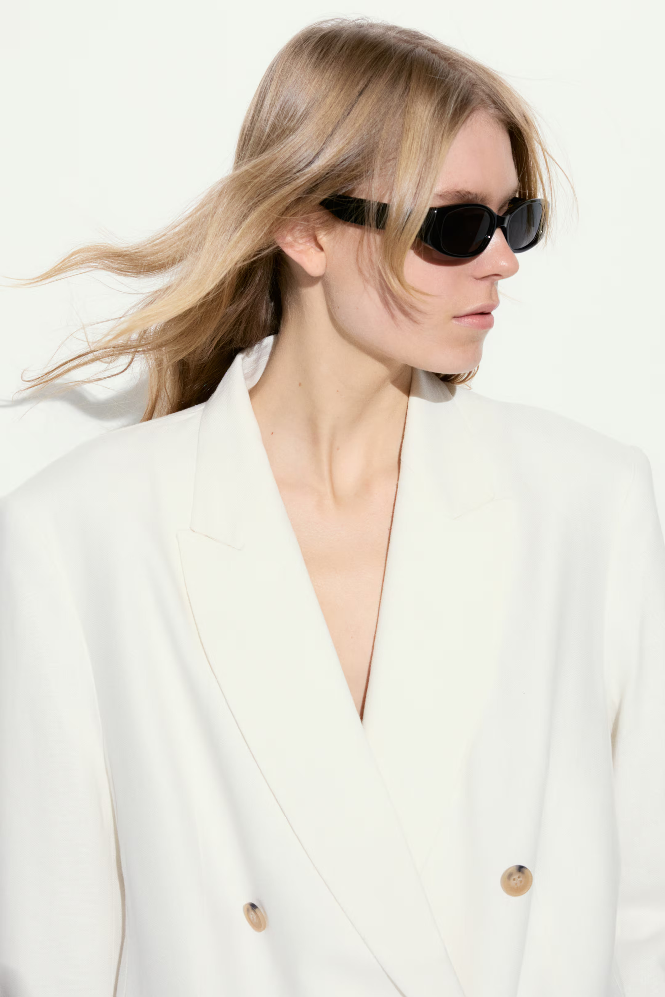 Linen-Blend Blazer | H&M (US + CA)