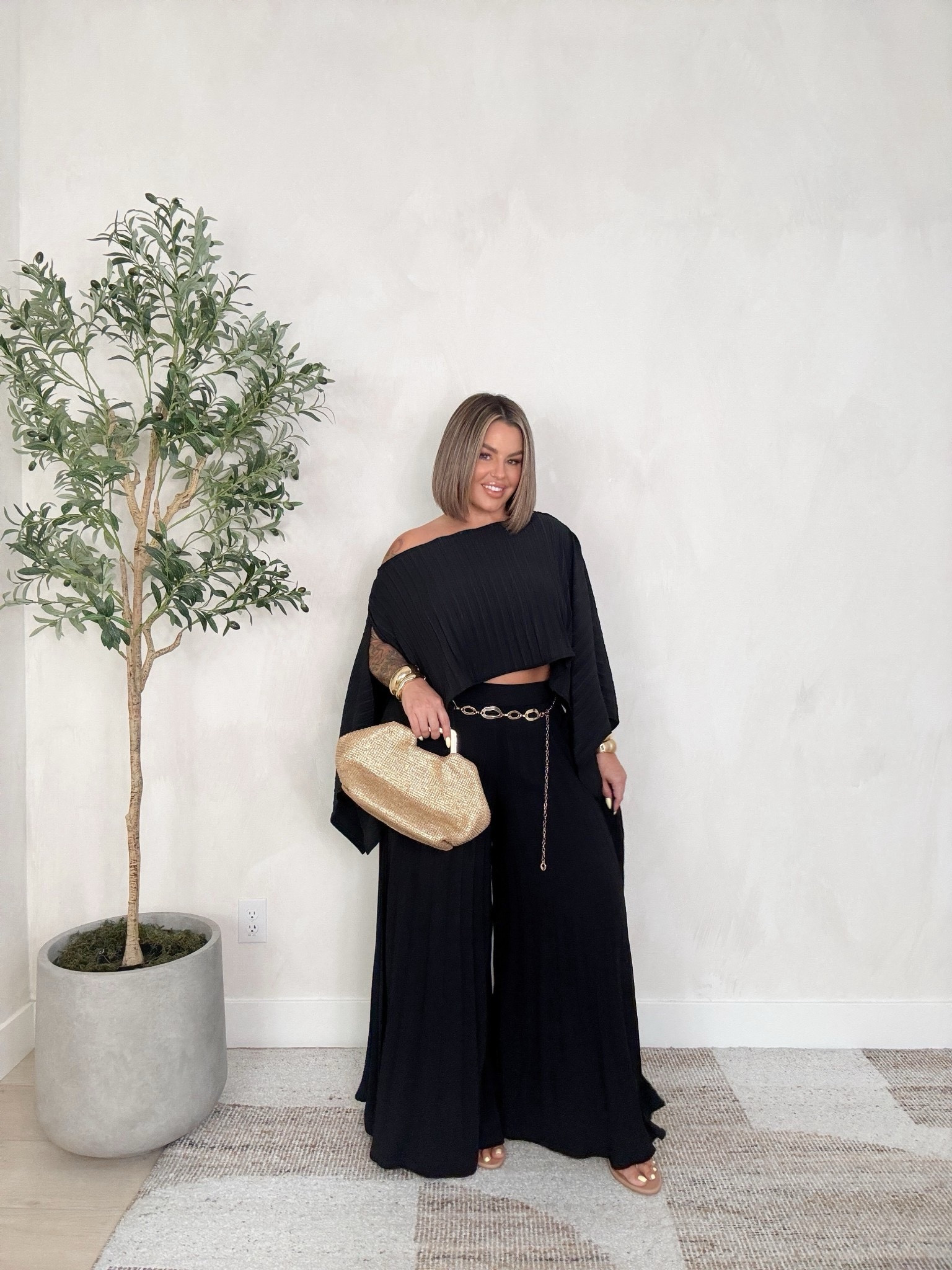 Set size xl 

Perfect for vacations, date night or even graduations. 
#LTKspring

Follow my shop @shaynaslife on the @shop.LTK app to shop this post and get my exclusive app-only content!

#liketkit 
@shop.ltk
https://liketk.it/62uAQ

#LTKSaleAlert #LTKMidsize