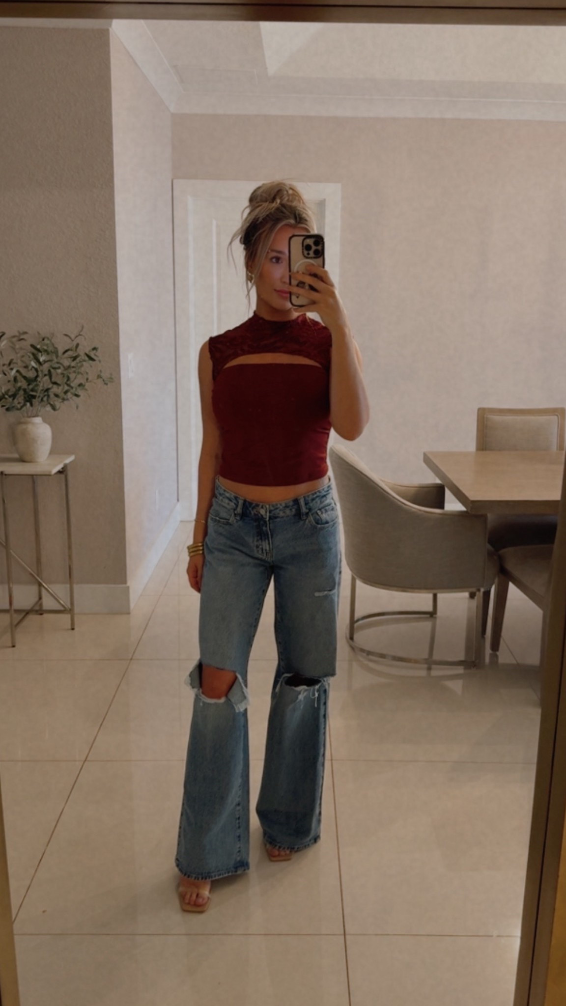 I'm sorry but what?!?! I'm living in this outfit all fall. 

Top: size medium. (Reordered in small). Runs tts/slightly small. 
Bottoms: size 24. Runs large. Definitely size down. 

Also linked my shoes. These are the only heels I ever wear anymore lol 


Low rise jeans. Amazon top. Fall outfit. Amazon finds. Amazon favorites. Mid rise jeans. Ripped jeans. 

#LTKStyleTip #LTKSeasonal #LTKFindsUnder50