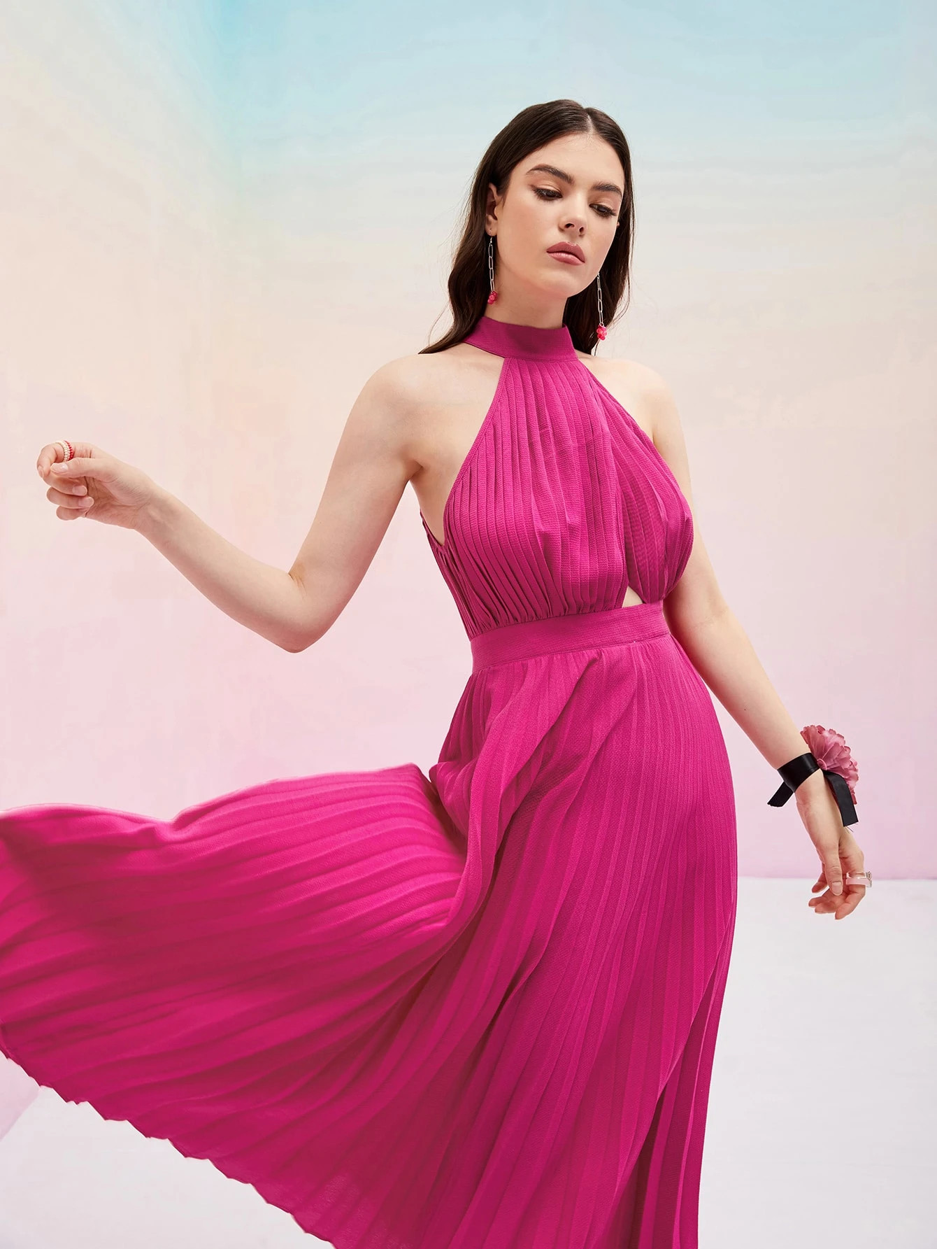 SHEIN Cut Out Front Pleated Halter Dress | SHEIN