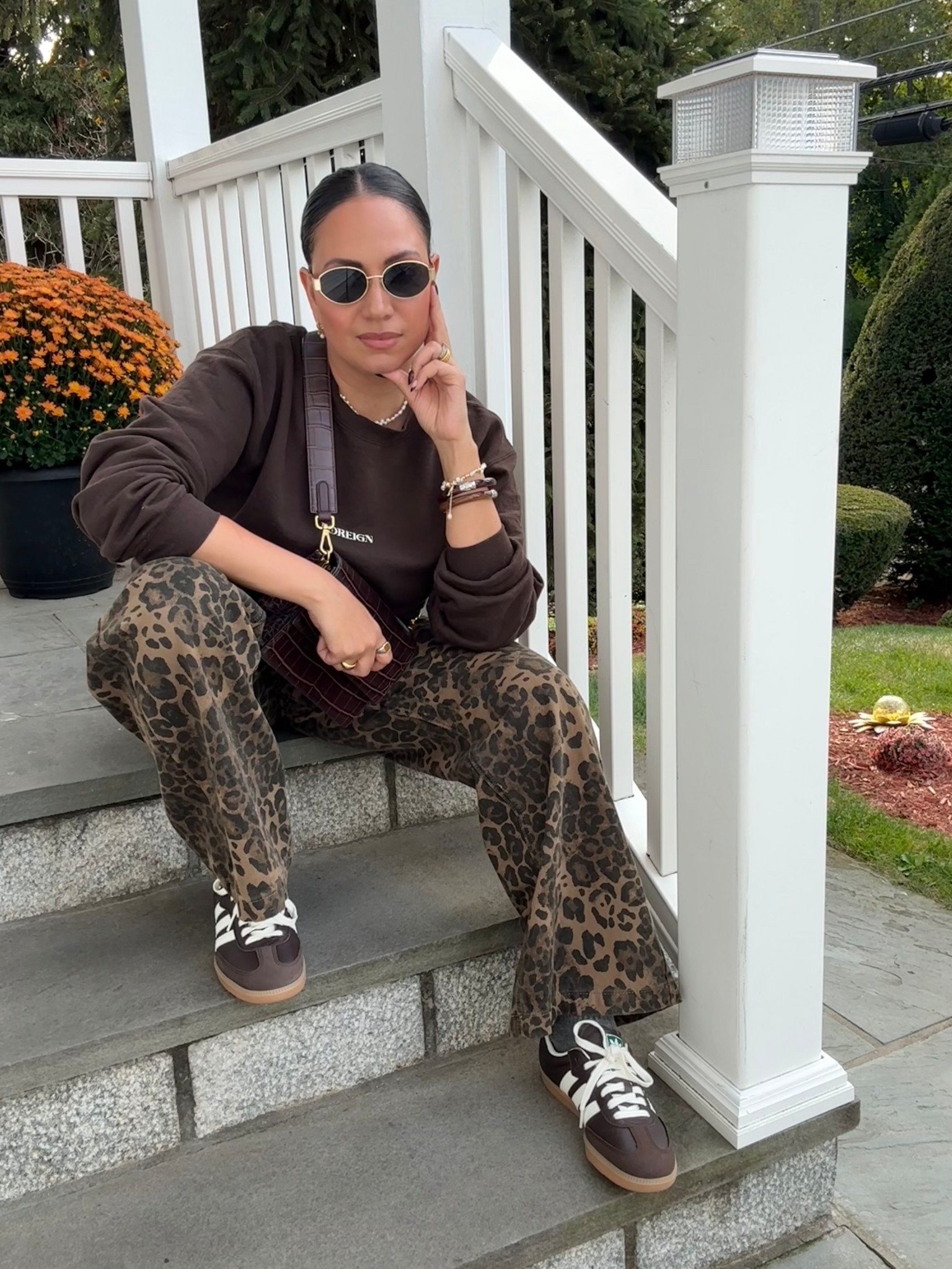 Fall casual chic outfit with my animal print jeans and brown sambas 🤎





#LTKStyleTip #LTKShoeCrush #LTKFindsUnder100
