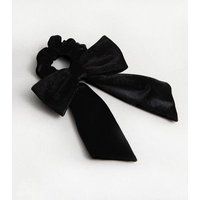 Black Velvet Bow Scrunchie New Look | New Look (UK)